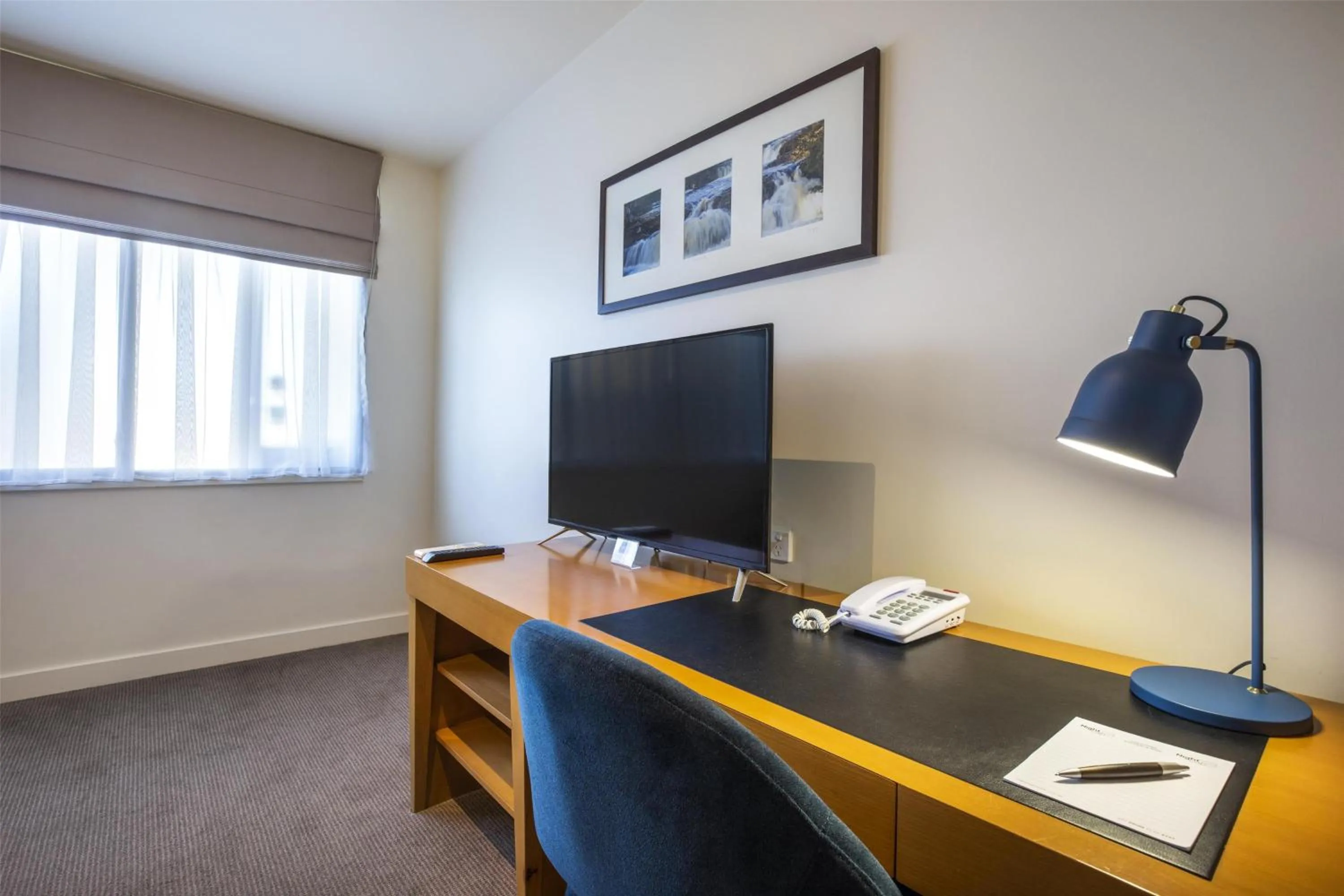 Other in Nightelier Devonport Gateway Hotel