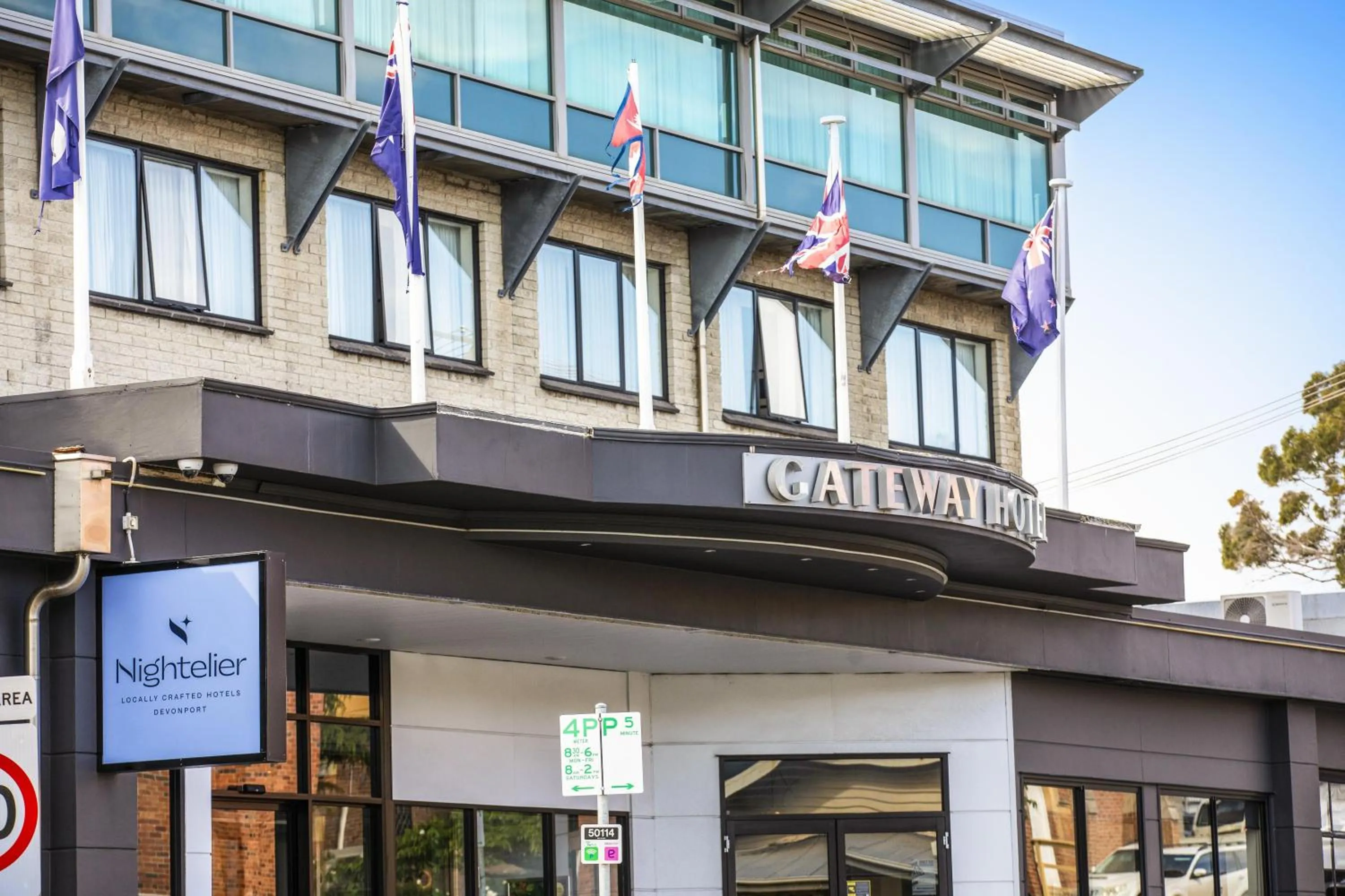 Property building in Nightelier Devonport Gateway Hotel