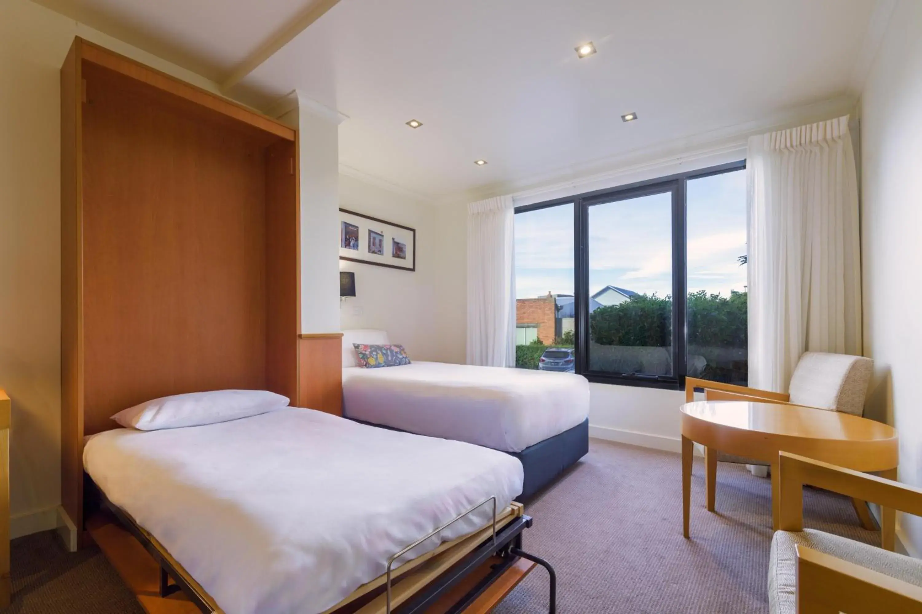 Bedroom, Bed in Nightelier Devonport Gateway Hotel Bedroom, Bed in Nightelier Devonport Gateway Hotel