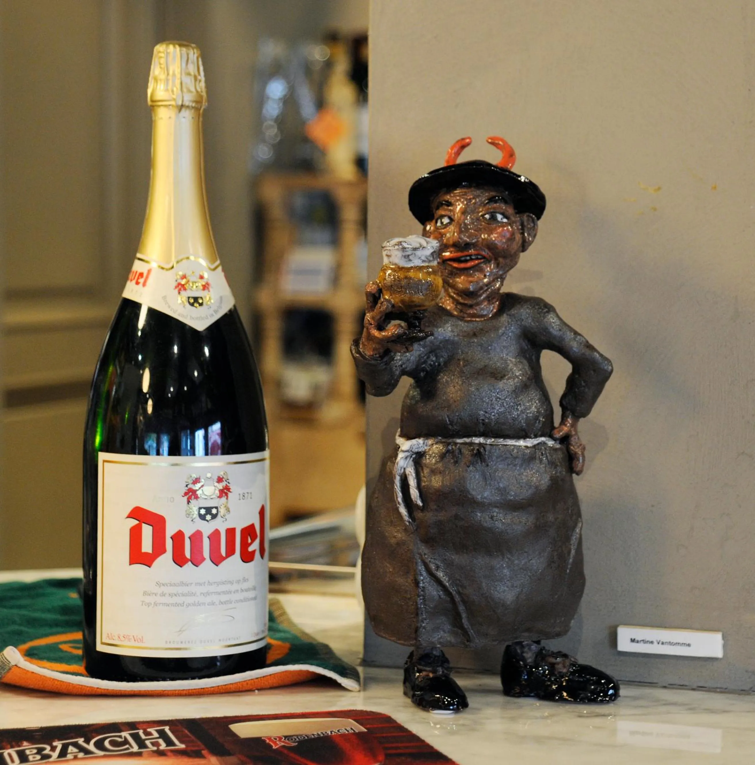 Logo/Certificate/Sign in Hotel Duivels Paterke Harelbeeksestraat 29, 8500 Kortrijk