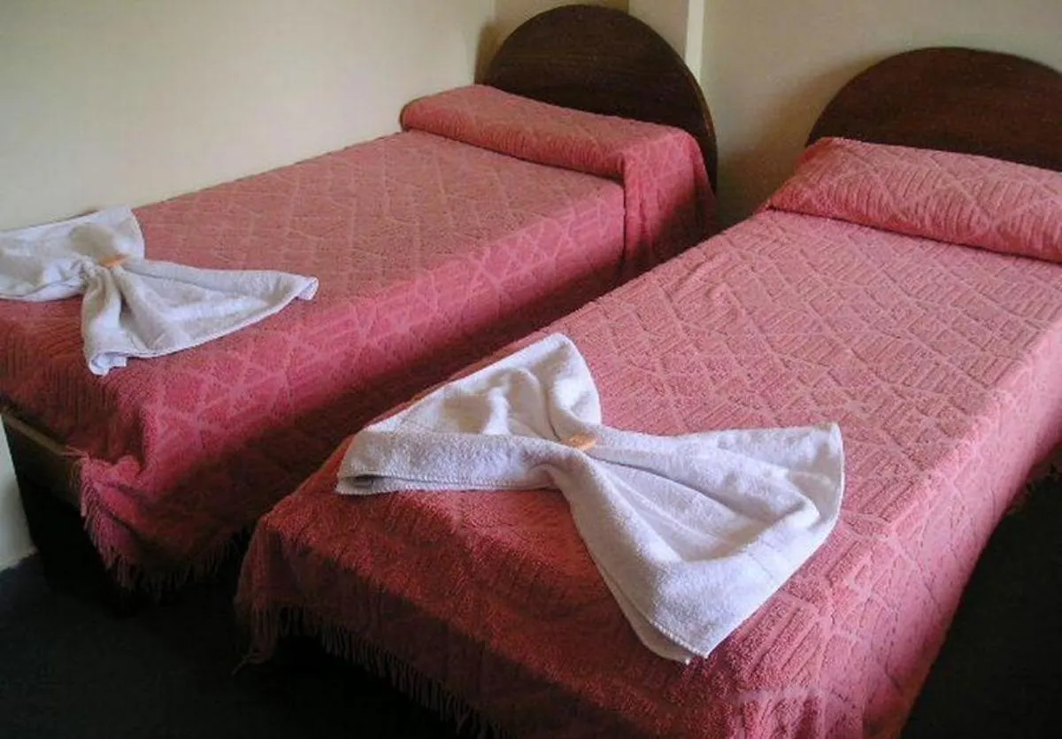 Hotel Shelter