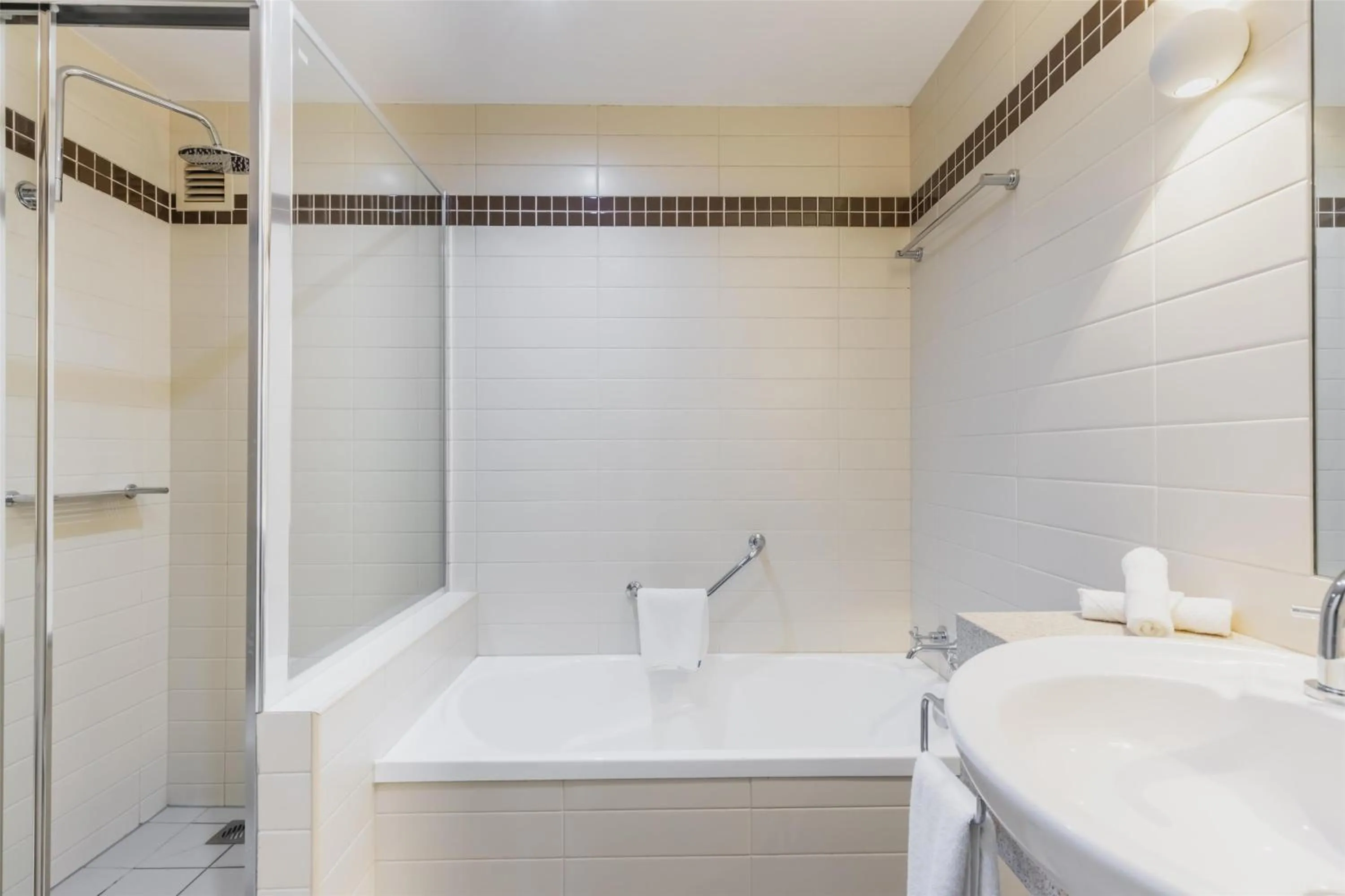 Bathroom in Nightelier Mermaid Waters