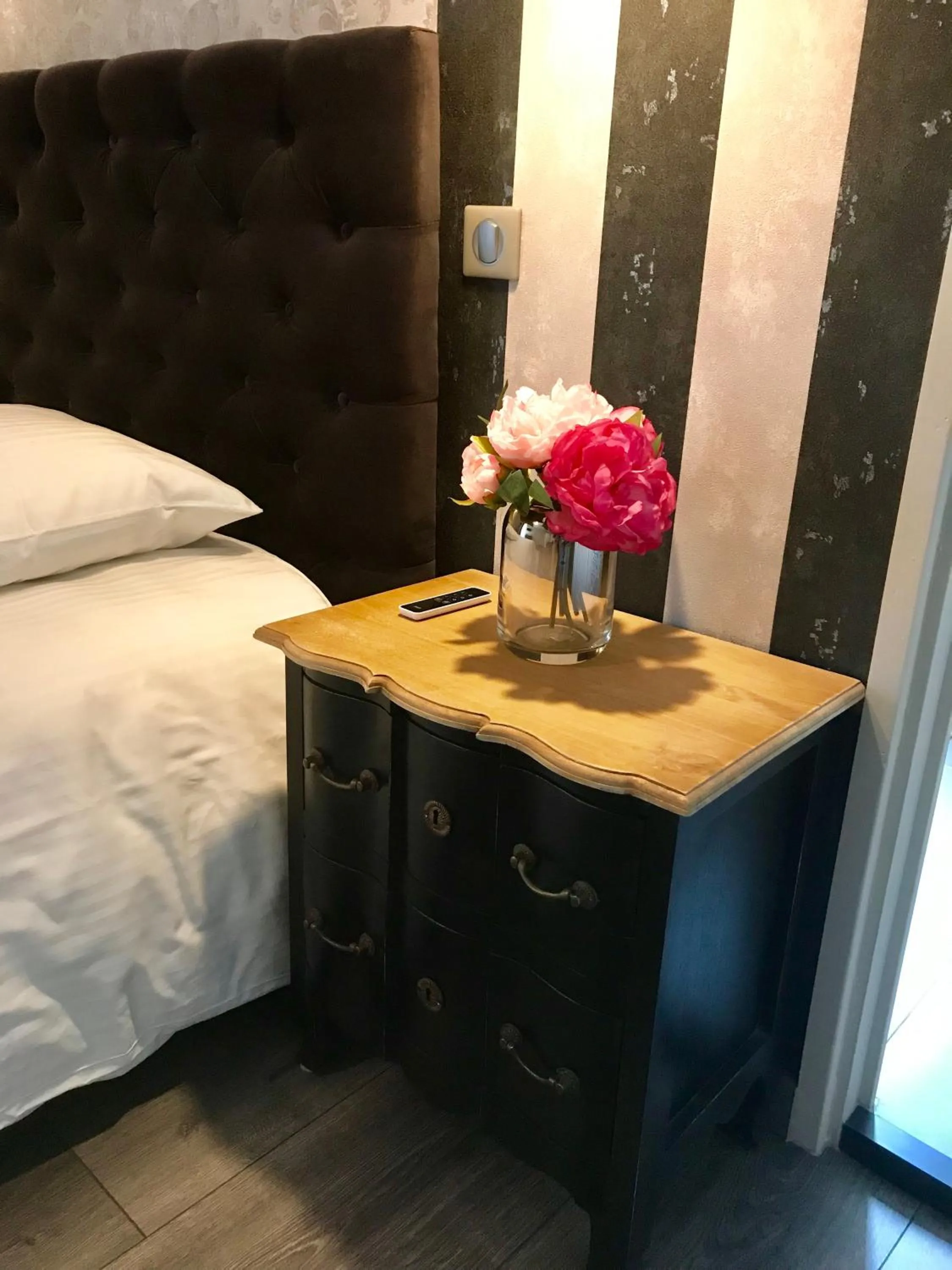 Bed in Les Chambres d'Hotes chez Alisa et Daniel