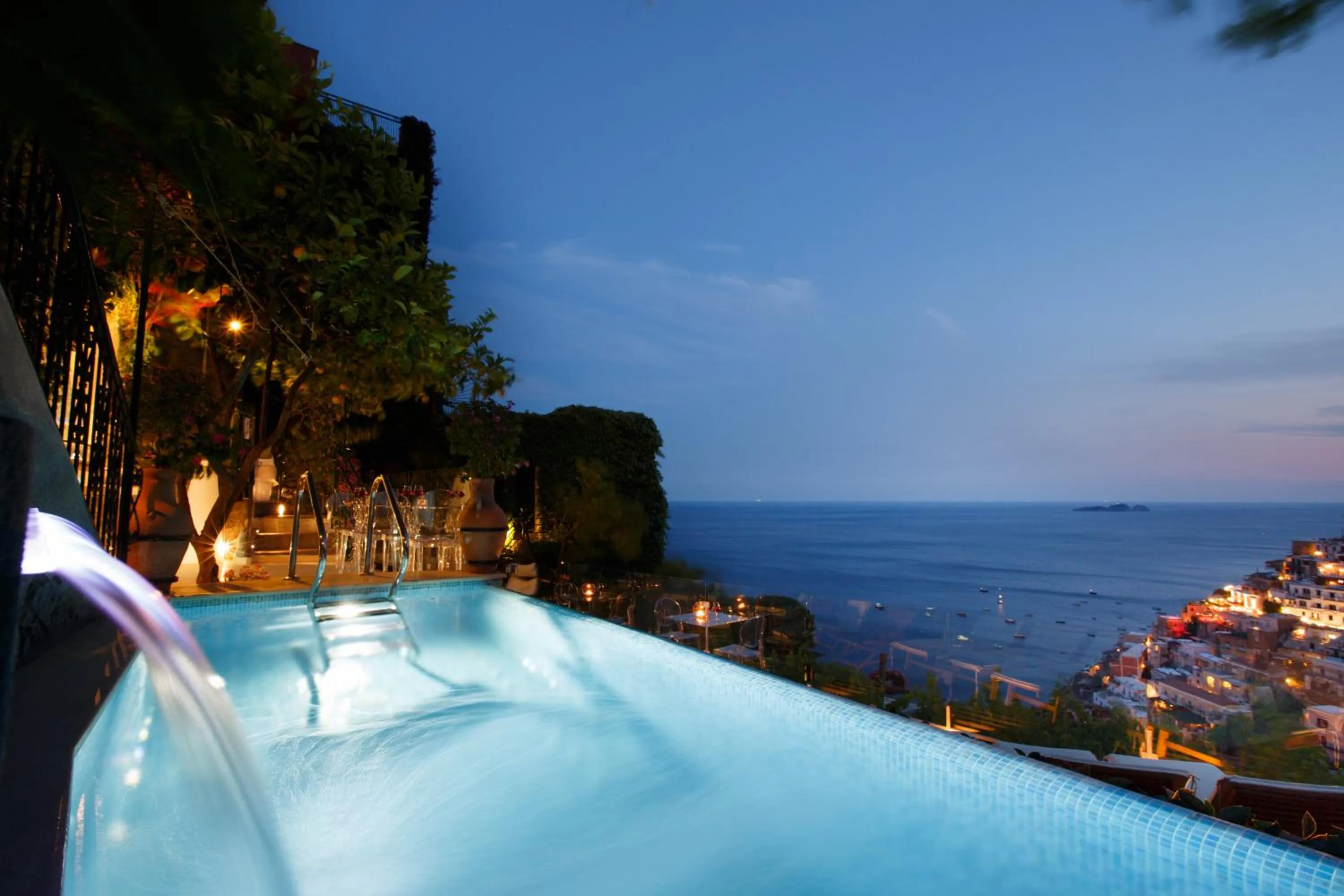 Swimming pool in Villa Fiorentino