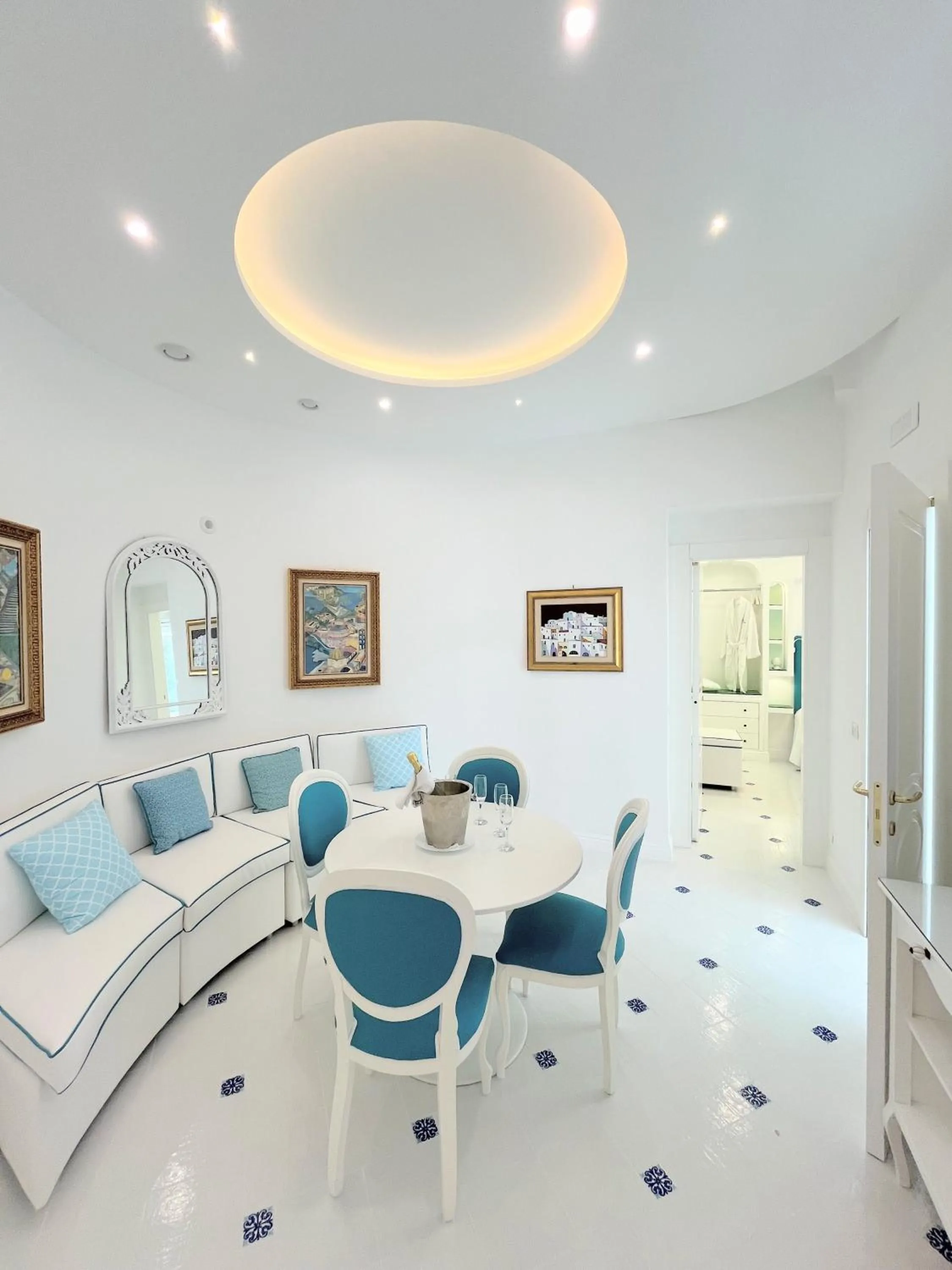 Living room in Villa Fiorentino