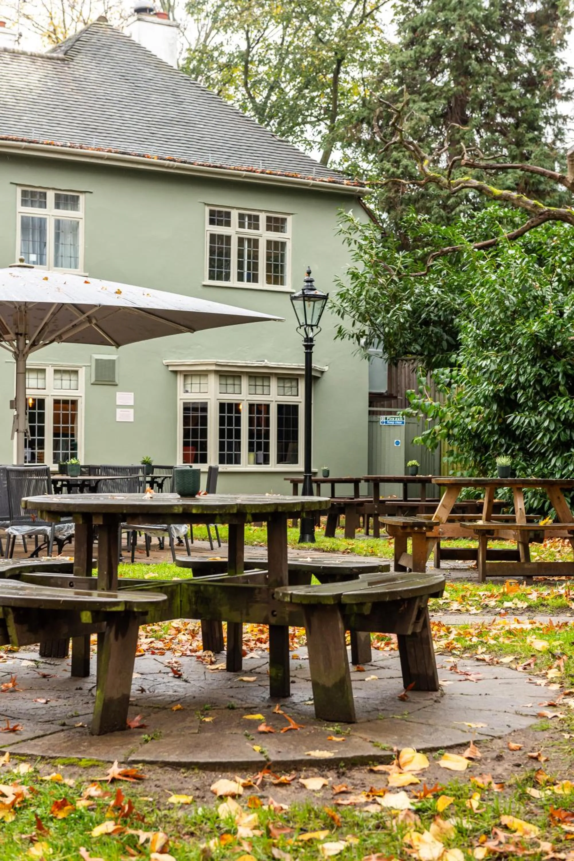 The Oatlands Chaser by Innkeeper's Collection