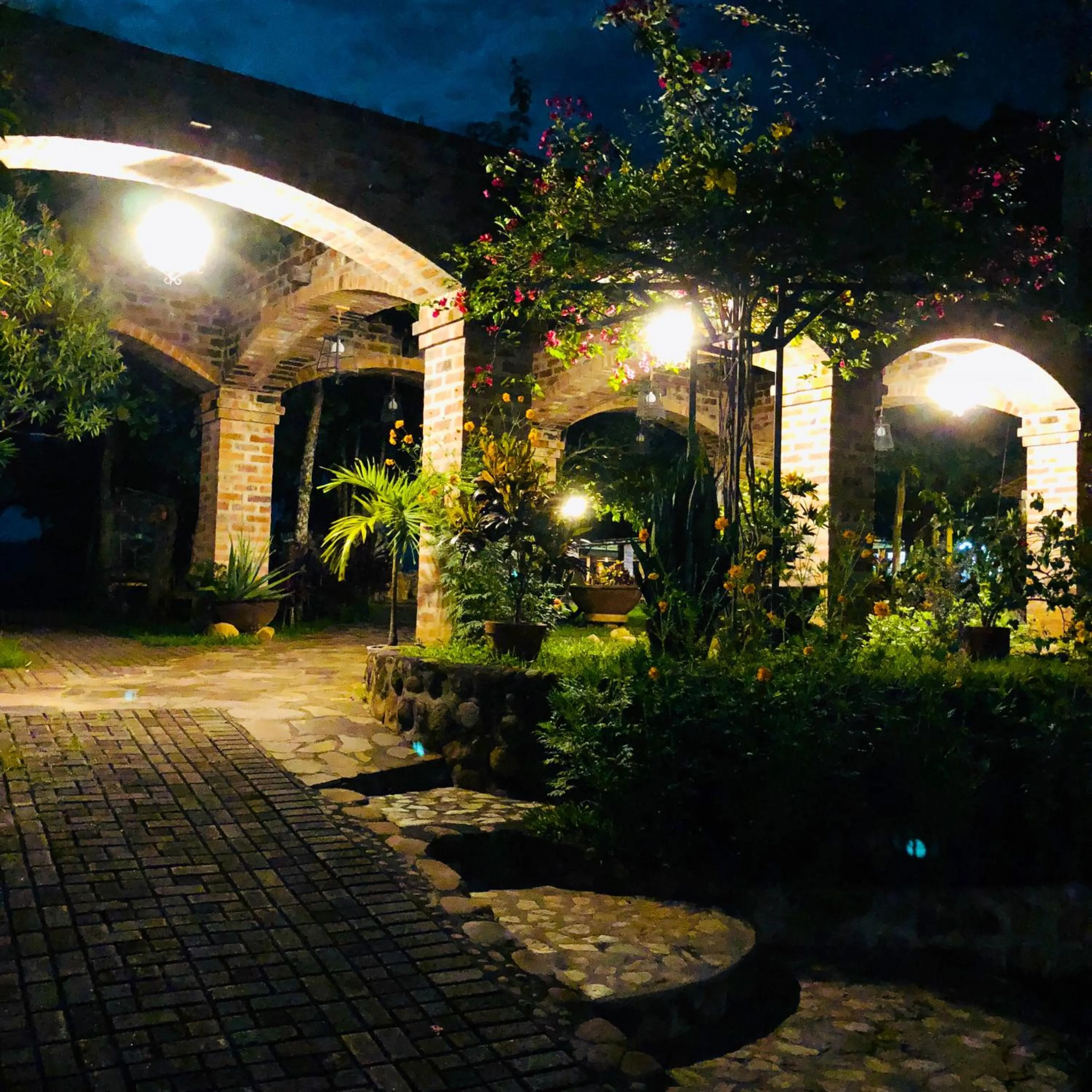 Property building in El Tejado