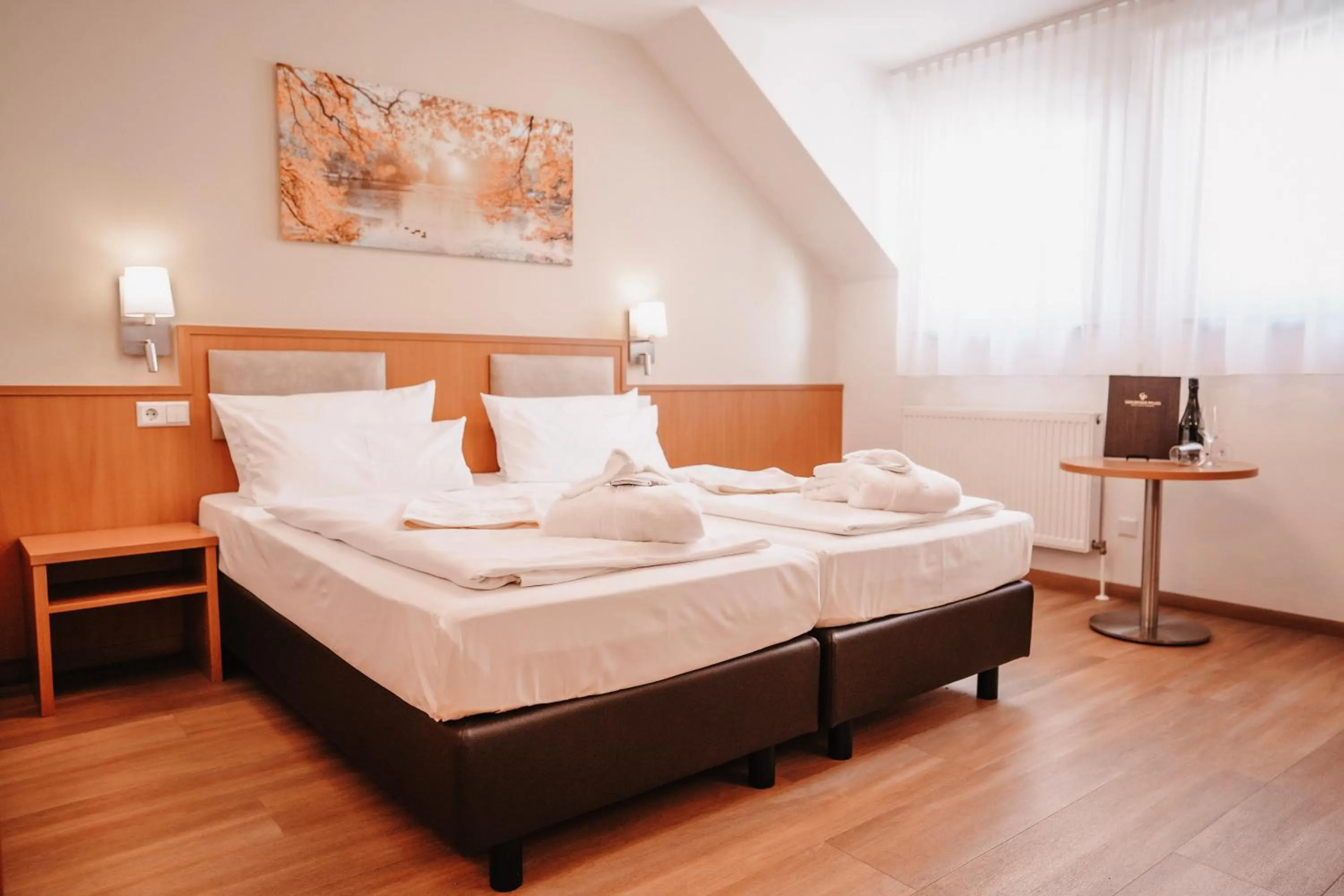 room service, Bed in Hotel & Restaurant Goldener Pflug