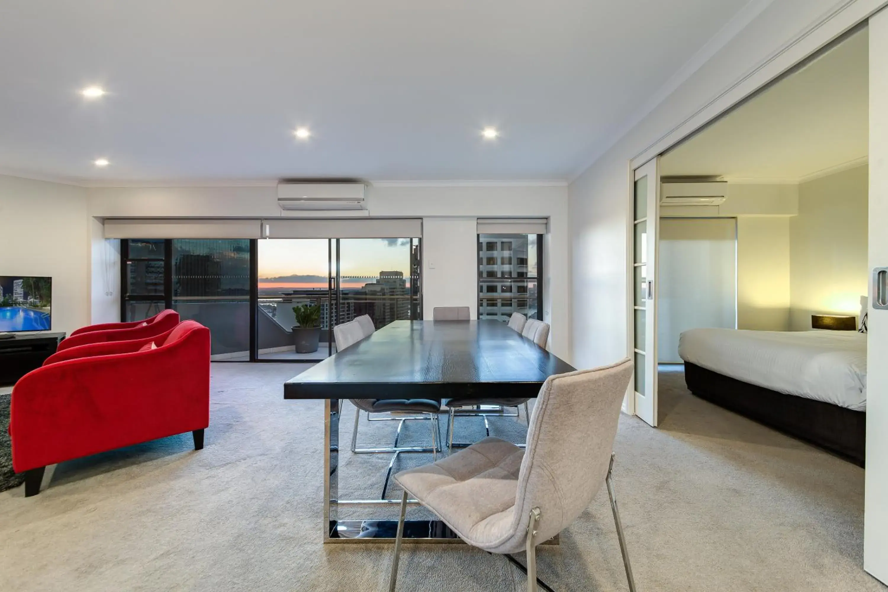 Executive Three Bedroom Apartment in The York by Swiss-Belhotel Executive Three Bedroom Apartment in The York by Swiss-Belhotel