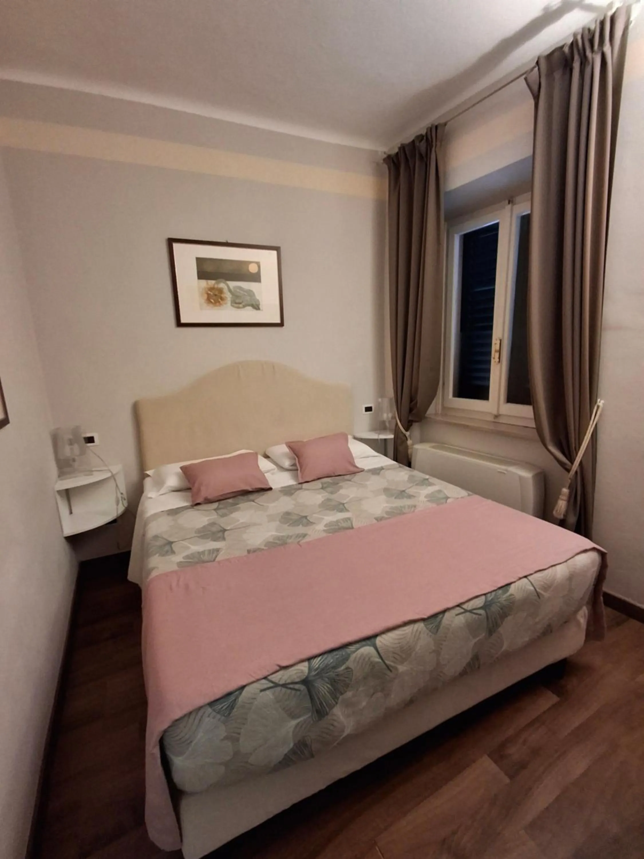 Bedroom, Bed in Albergo Moderno