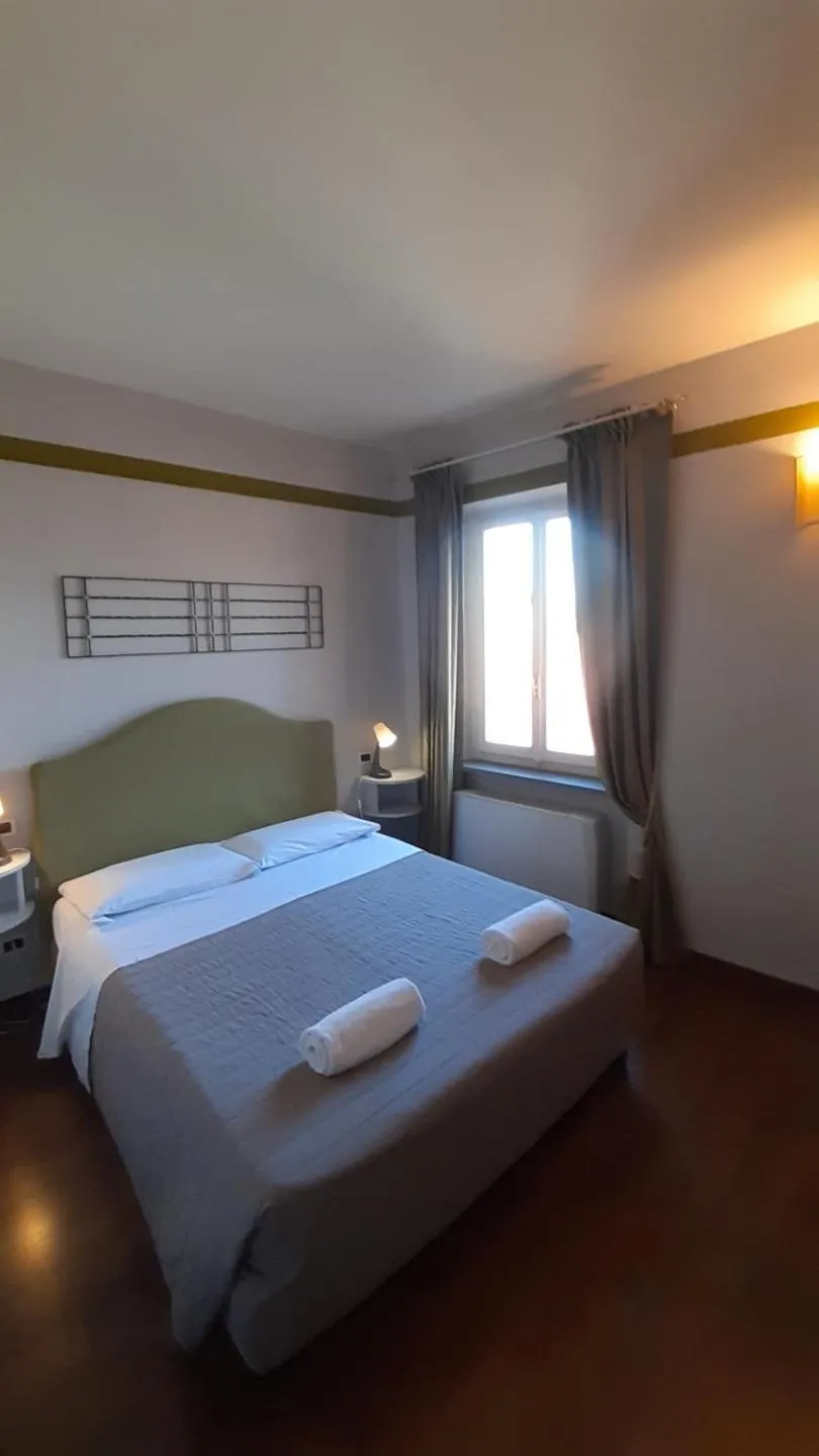 Photo of the whole room, Bed in Albergo Moderno