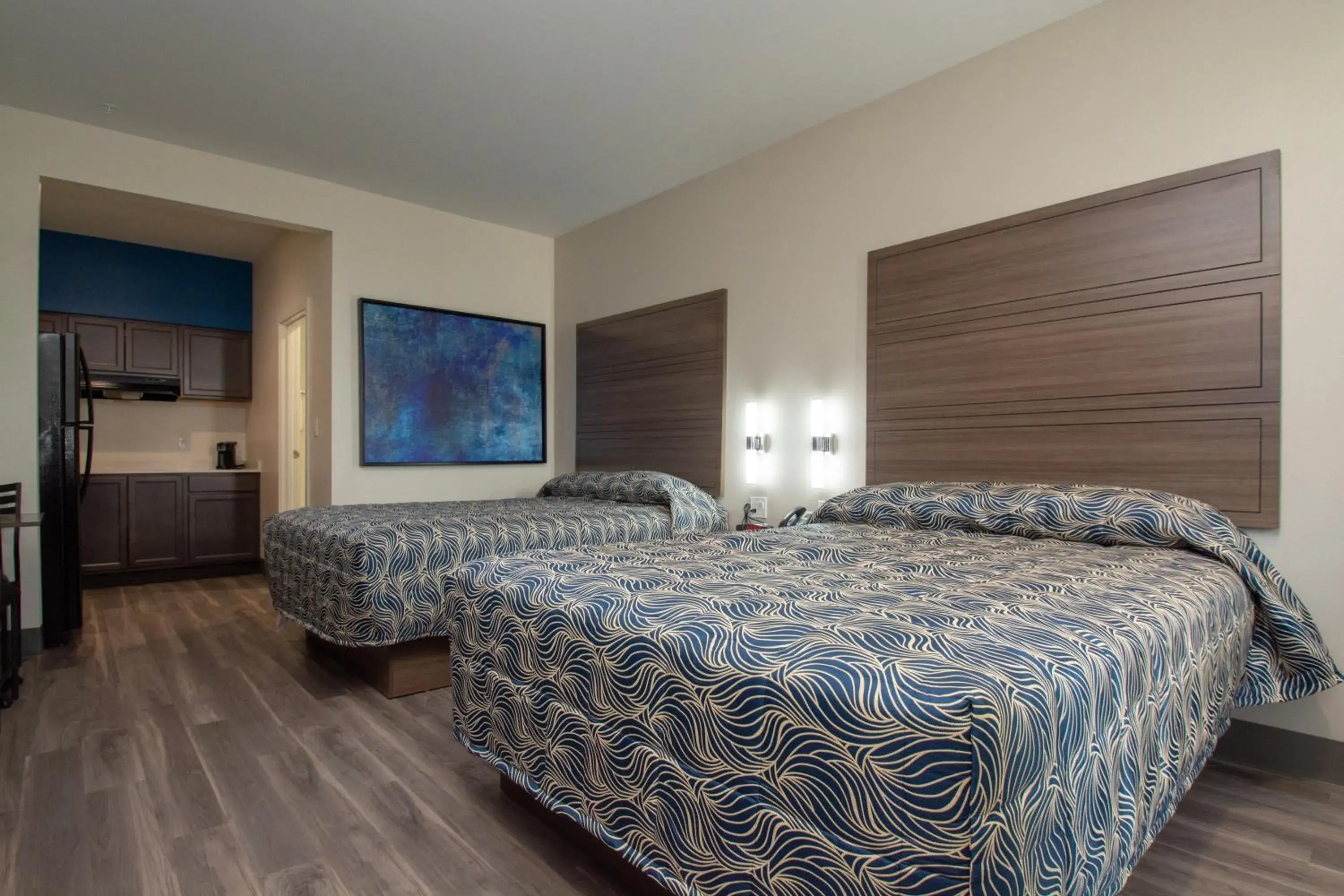 Kitchen or kitchenette, Bed in Palace Inn El Paso Kitchen or kitchenette, Bed in Palace Inn El Paso