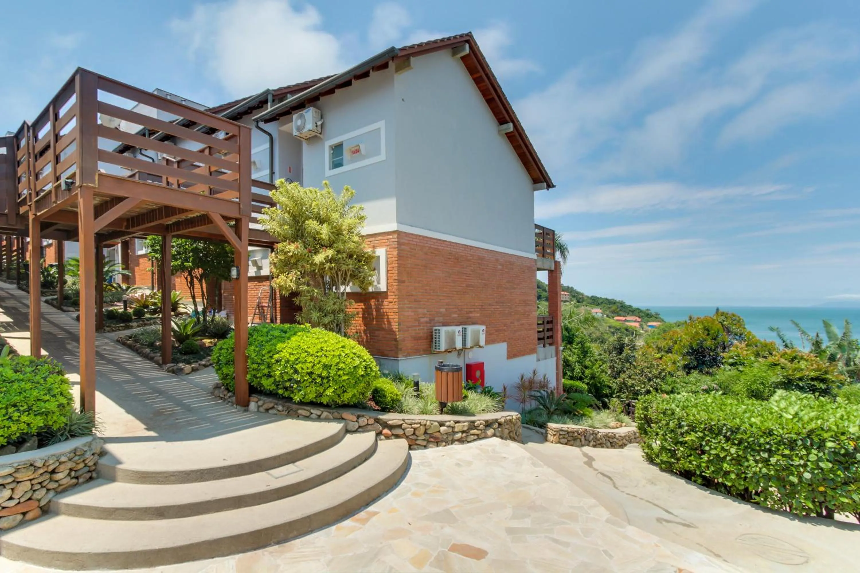 Property building in Pousada do Arvoredo