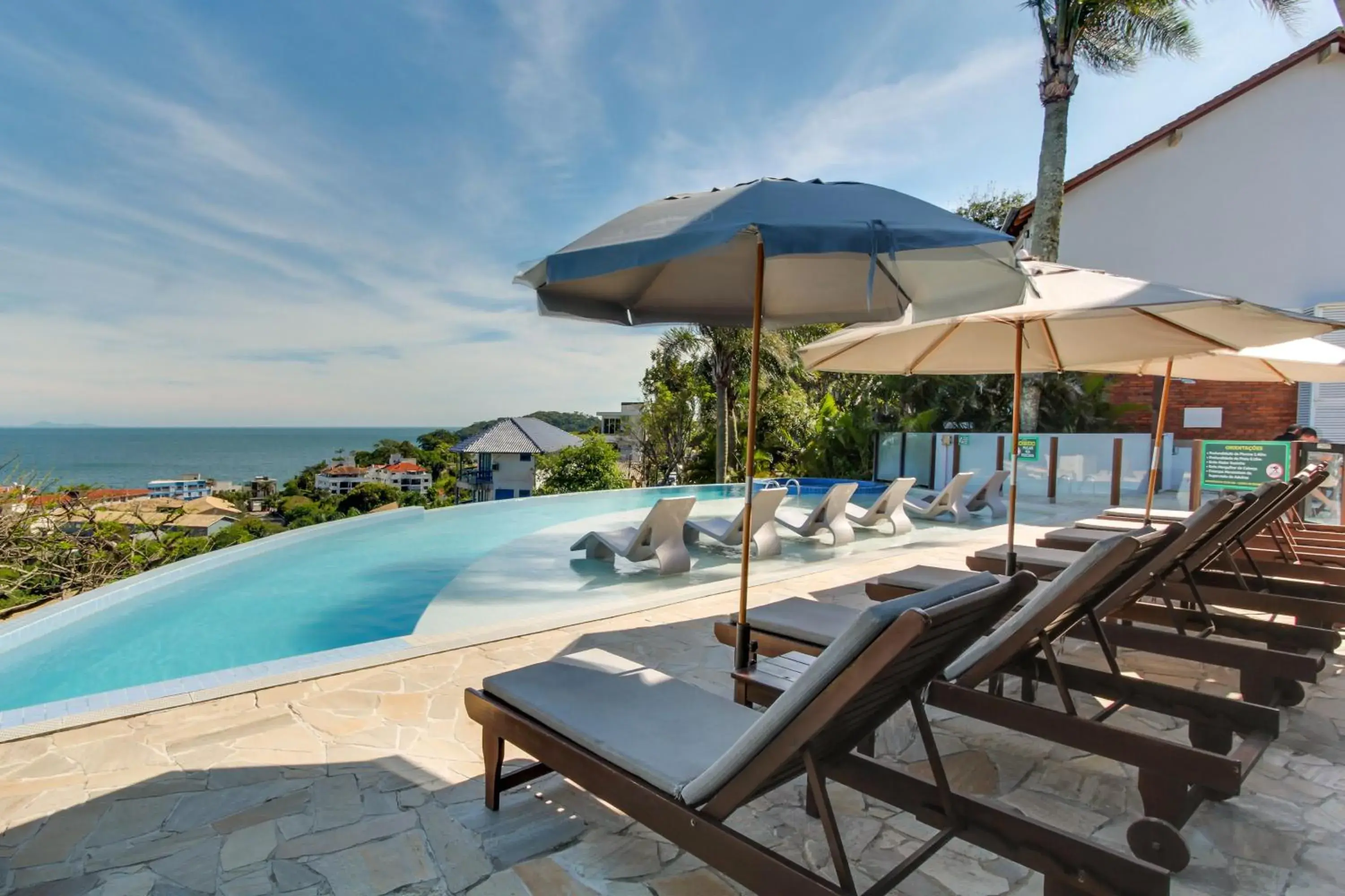 sunbed in Pousada do Arvoredo sunbed in Pousada do Arvoredo