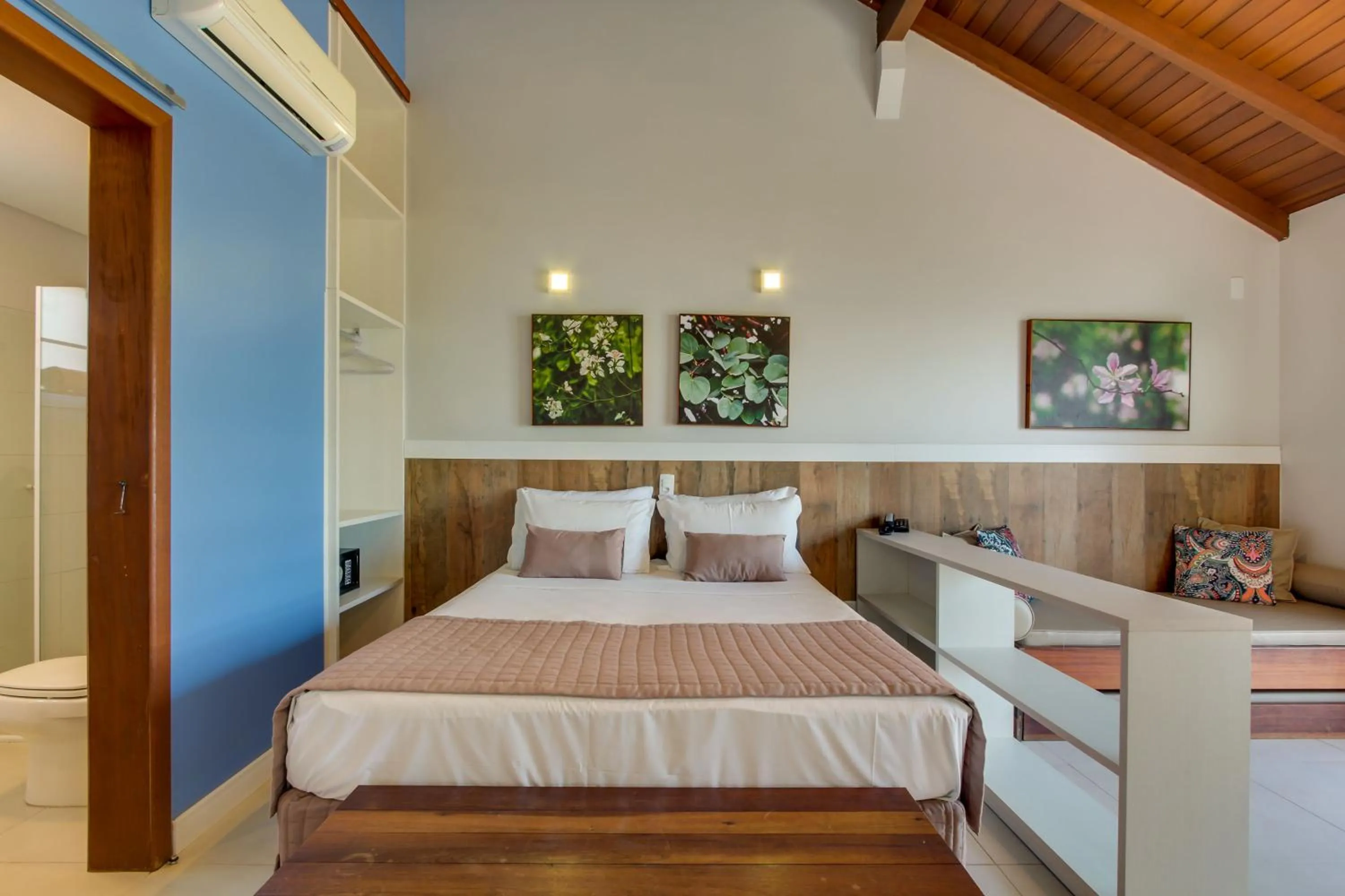 Suite with Sea View in Pousada do Arvoredo