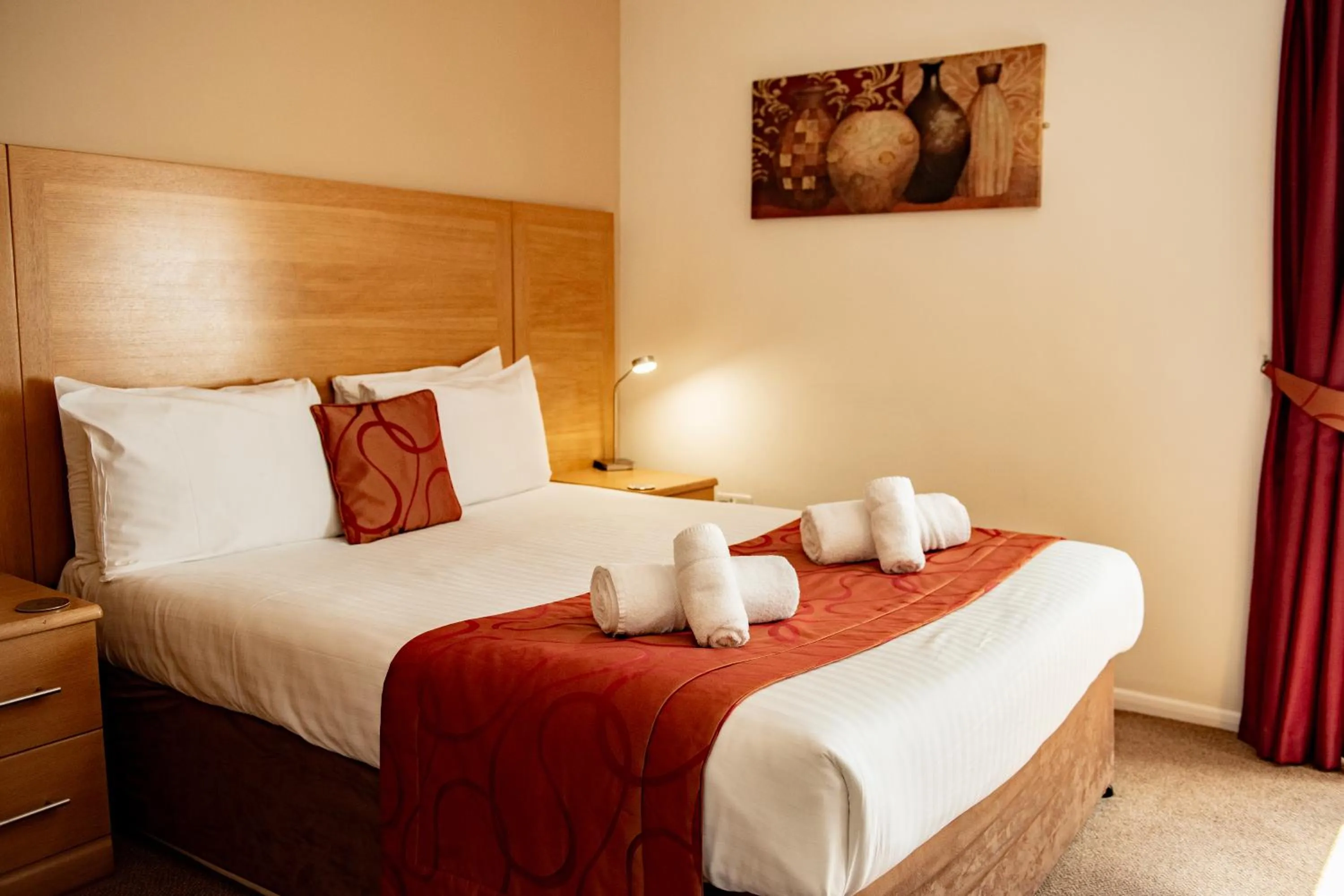 Bedroom, Bed in The Old Ginn House Inn