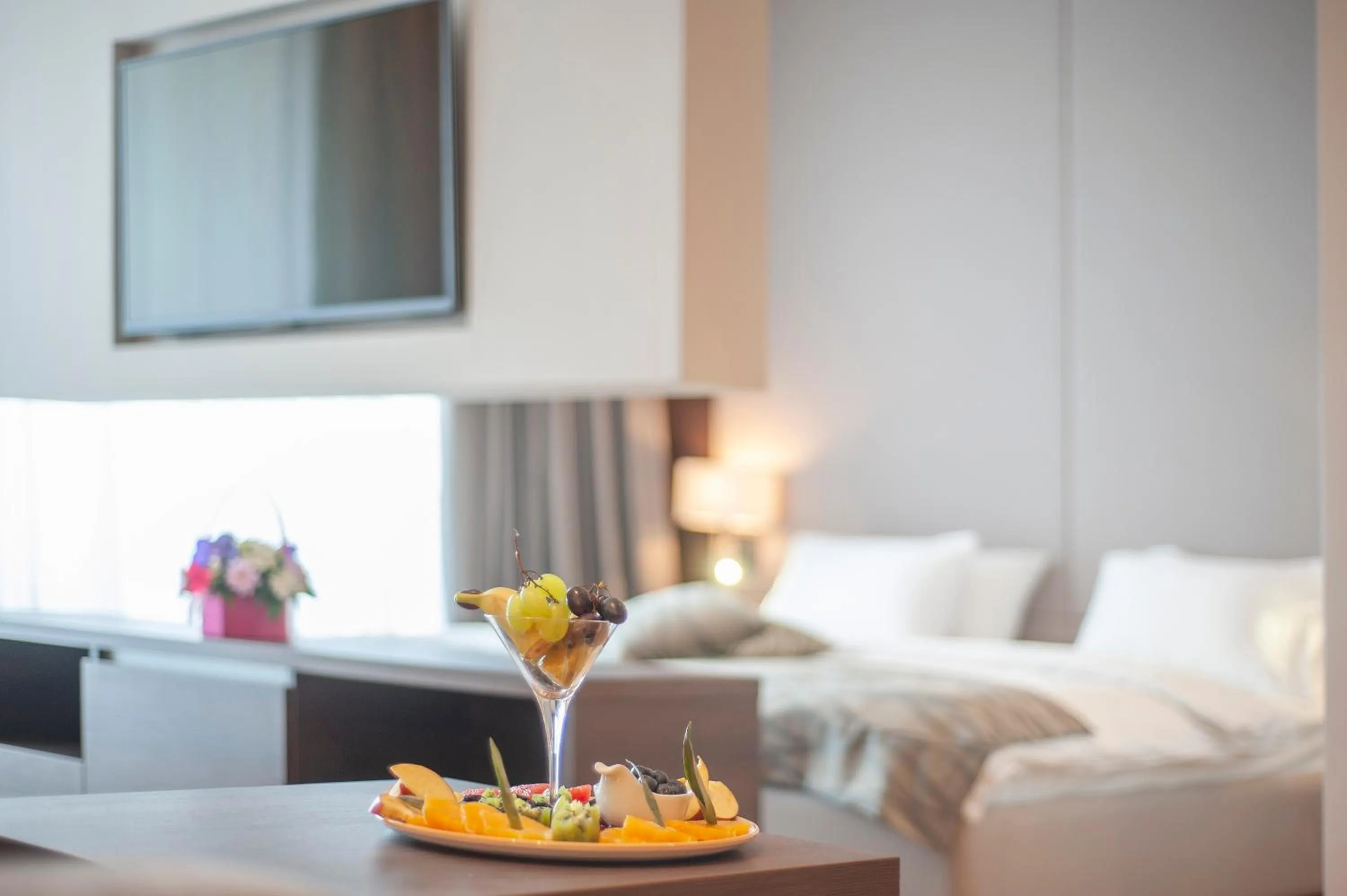 Living room, Bed in Hotel WOW