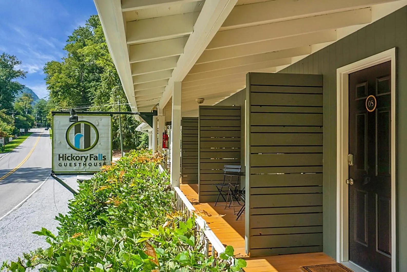 Property building in Hickory Falls Inn