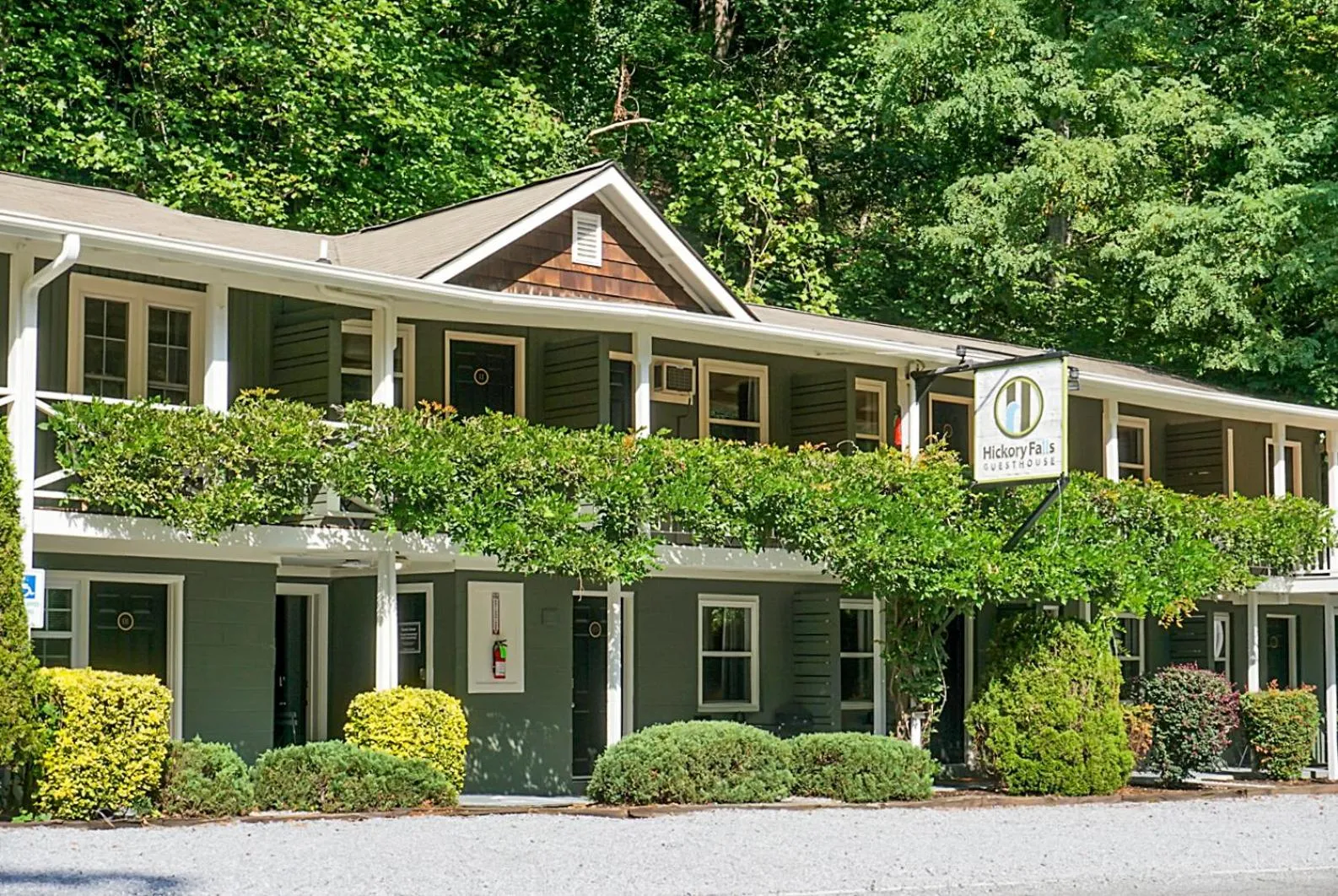 Property building in Hickory Falls Inn