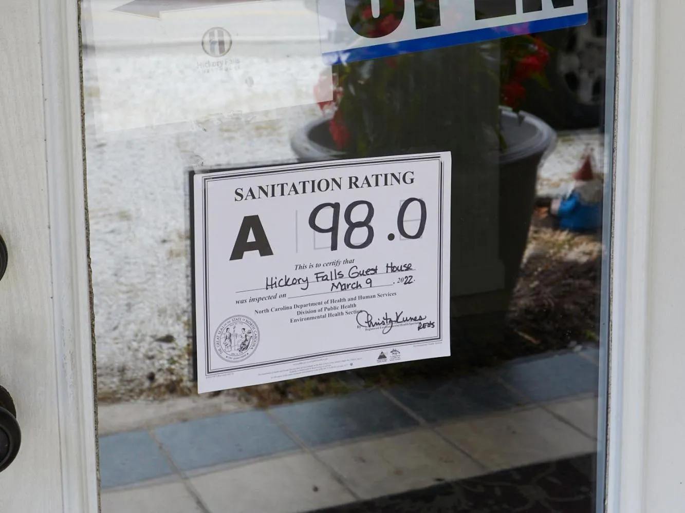 Certificate/Award in Hickory Falls Inn