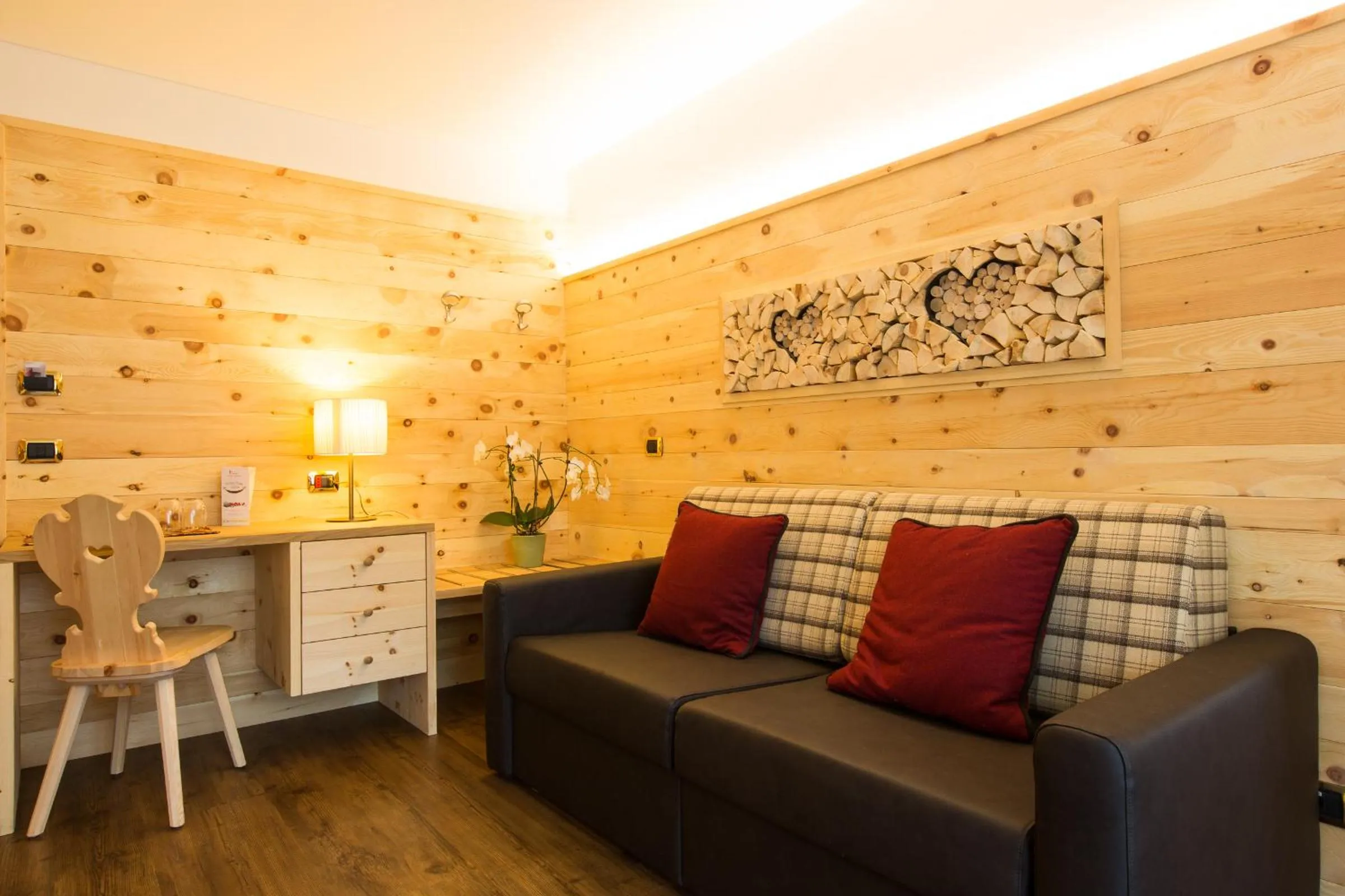 Photo of the whole room in Hotel Cristina