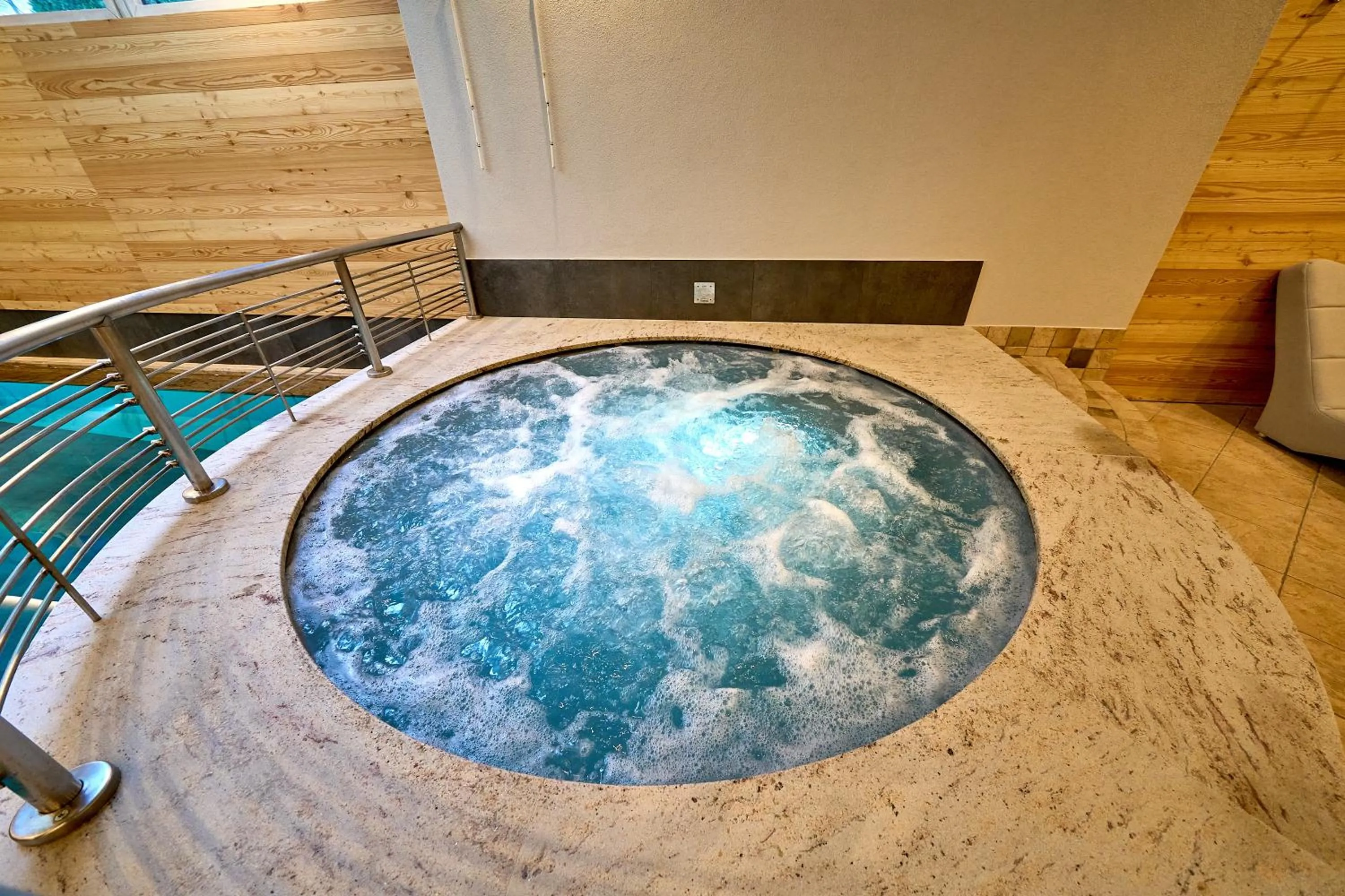 Hot Tub in Hotel Cristina