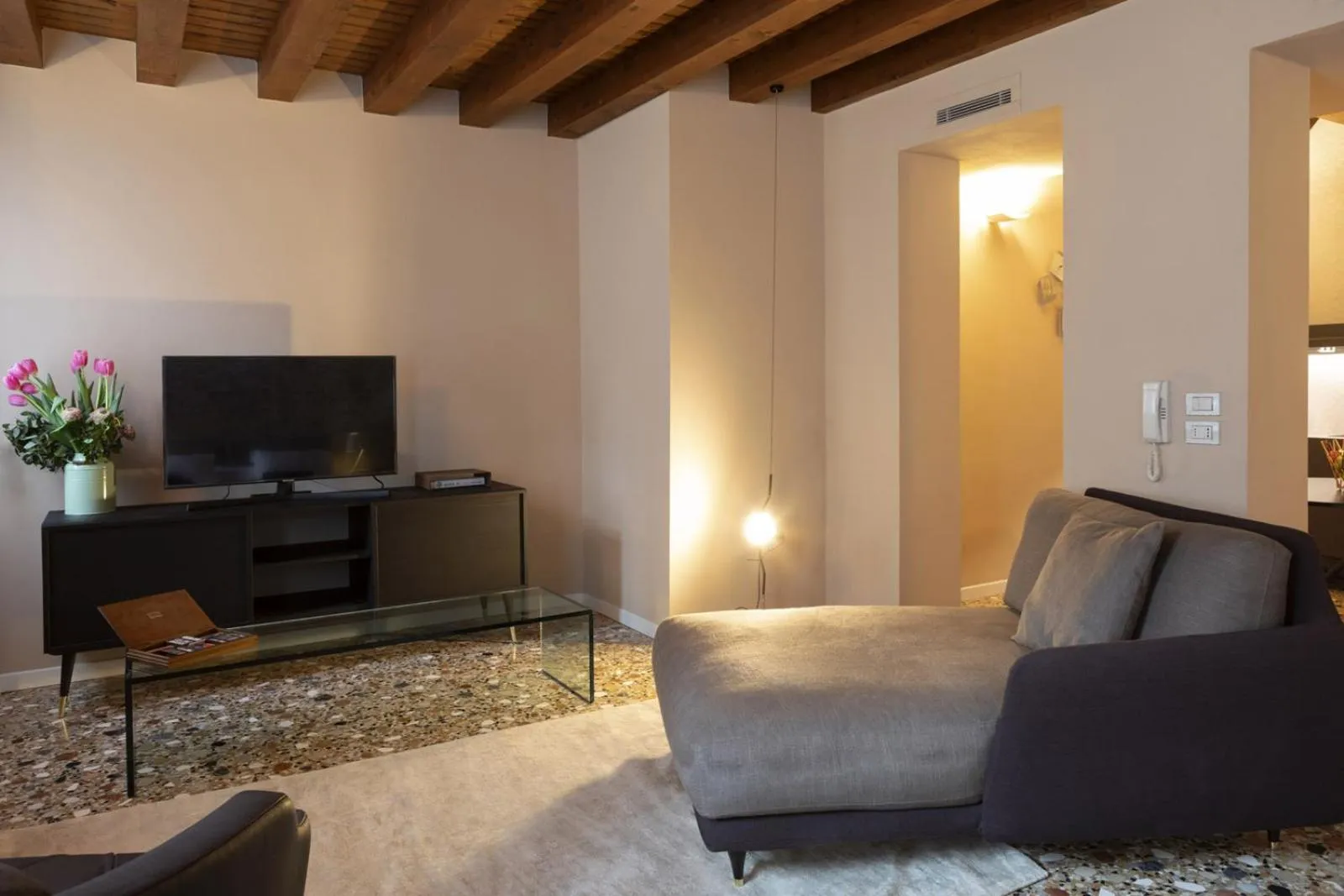 TV and multimedia in Corte Di Gabriela