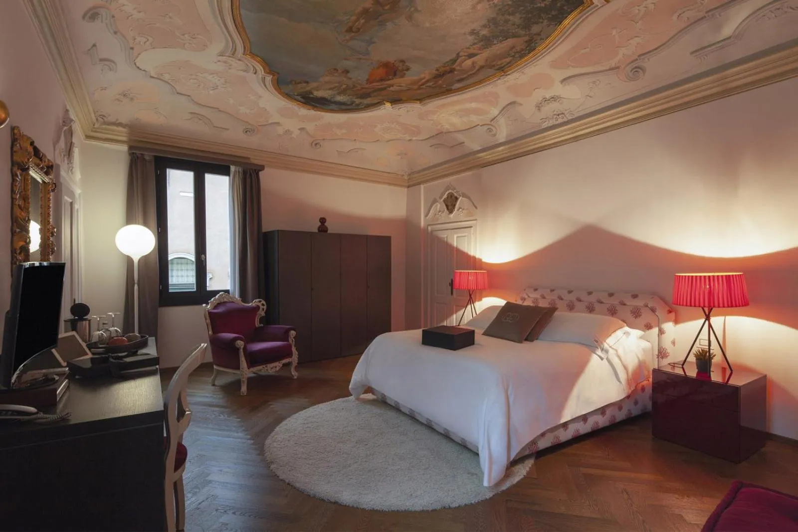 Photo of the whole room, Bed in Corte Di Gabriela