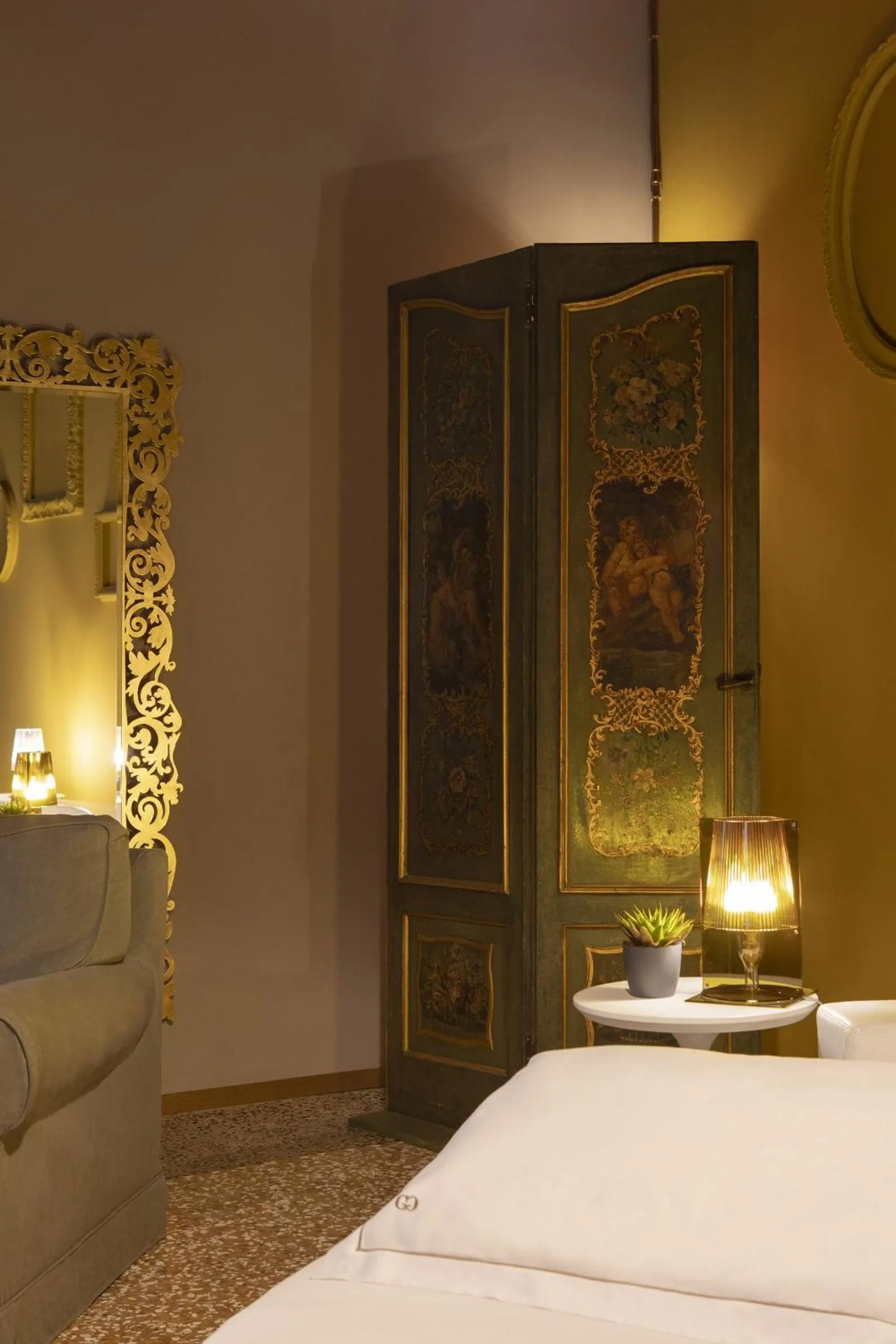 Living room, Bed in Corte Di Gabriela