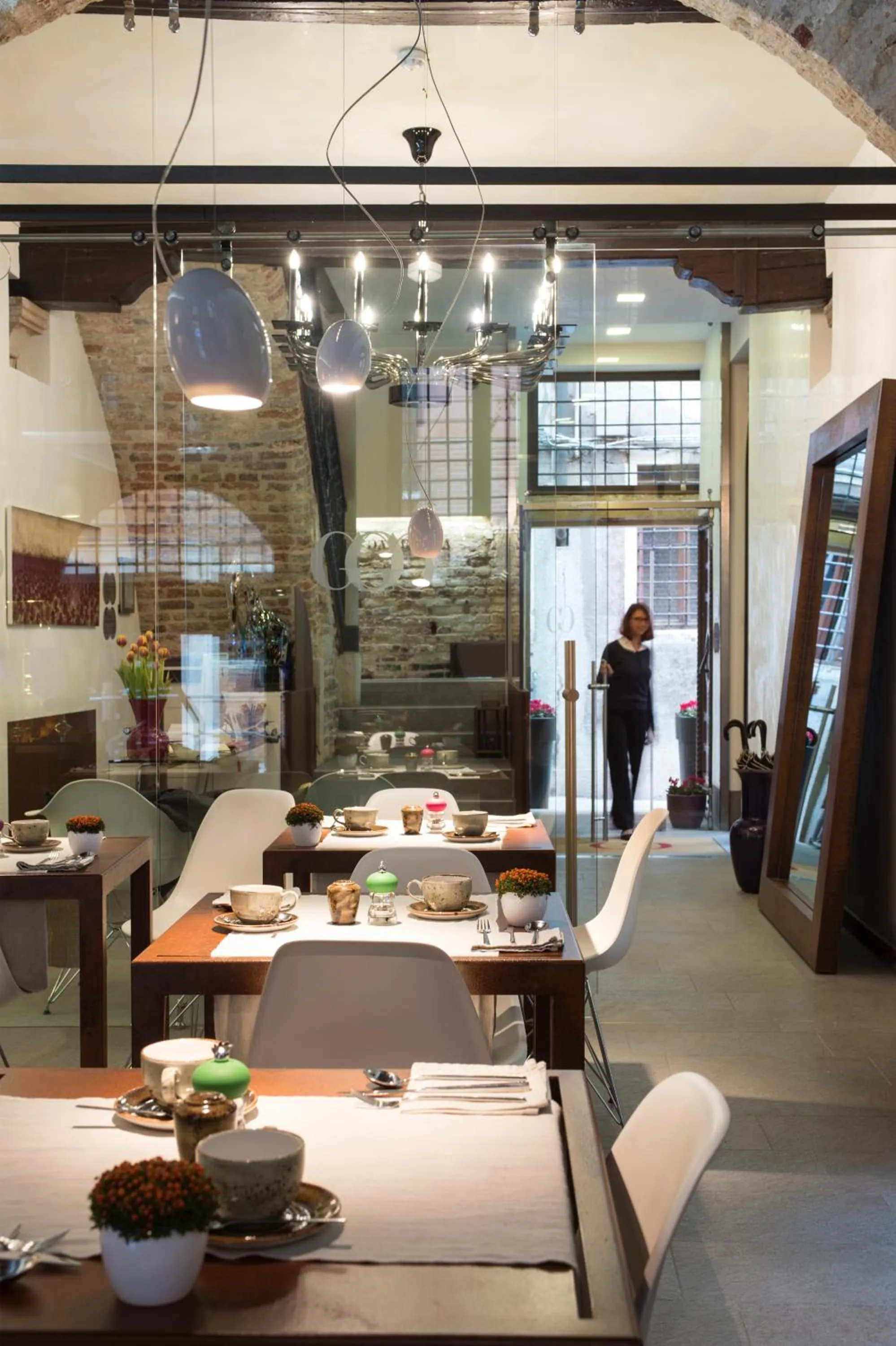 Restaurant/places to eat in Corte Di Gabriela