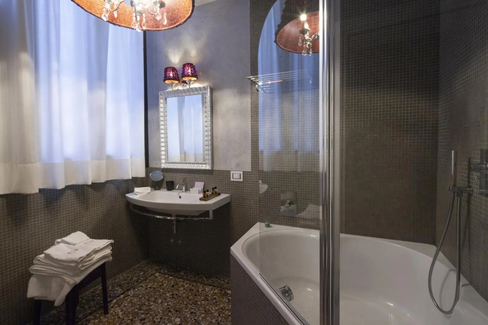 Bathroom in Corte Di Gabriela