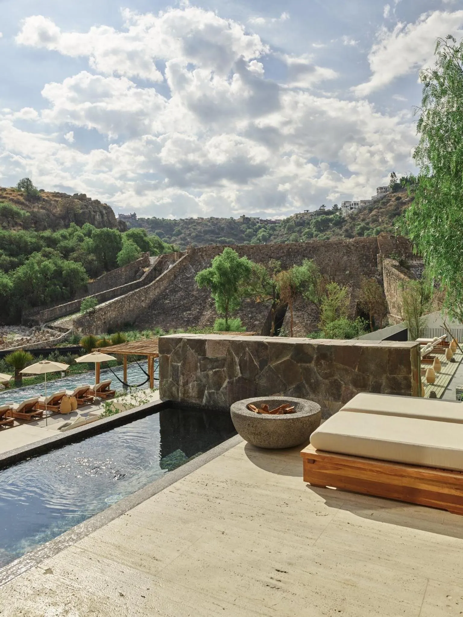 Photo of the whole room in Live Aqua San Miguel de Allende