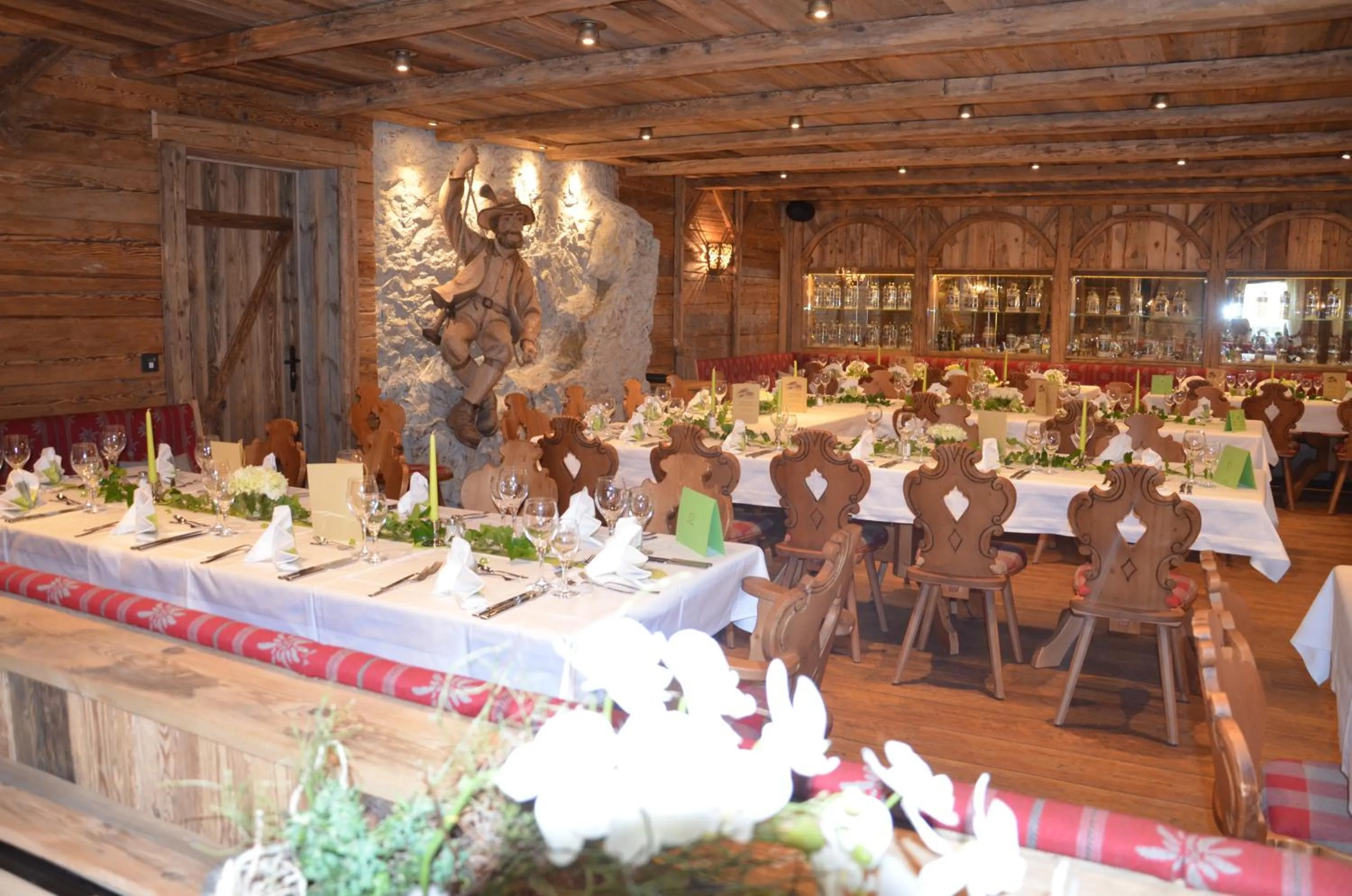 Restaurant/places to eat in Wellness-Hotel ADLER