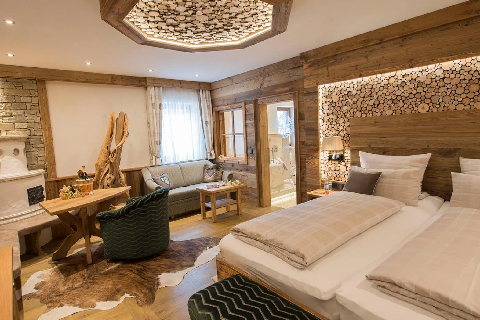 Living room, Bed in Wellness-Hotel ADLER