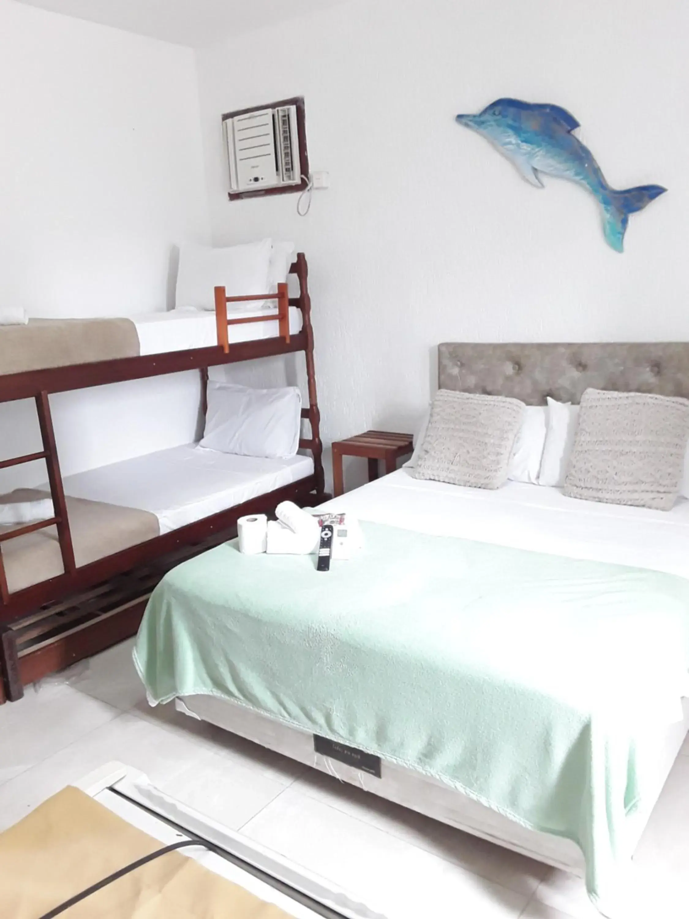 Family Room - Disability Access in Pousada Sereia de Geriba Family Room - Disability Access in Pousada Sereia de Geriba
