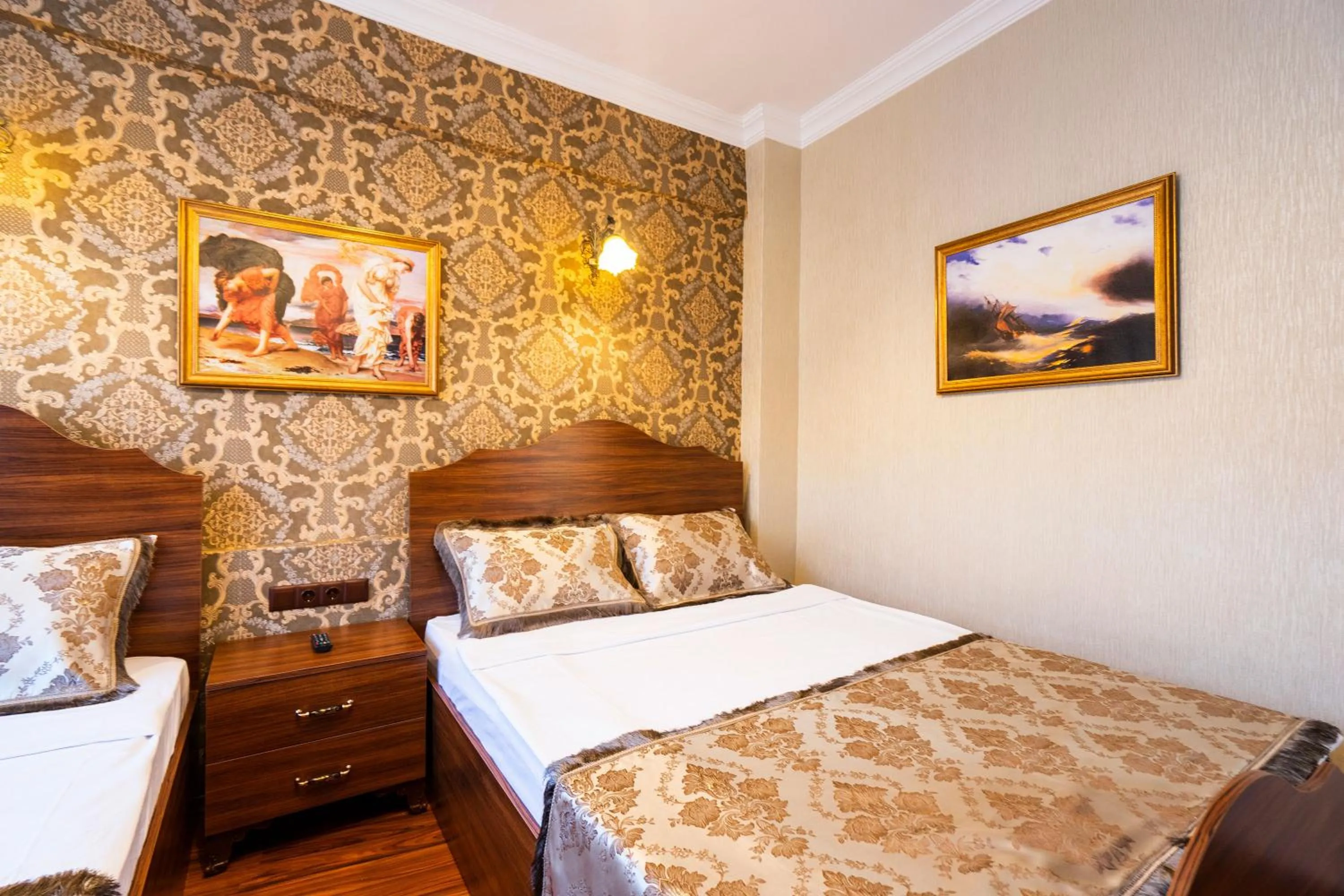 Bedroom, Bed in The First Ottoman Suites