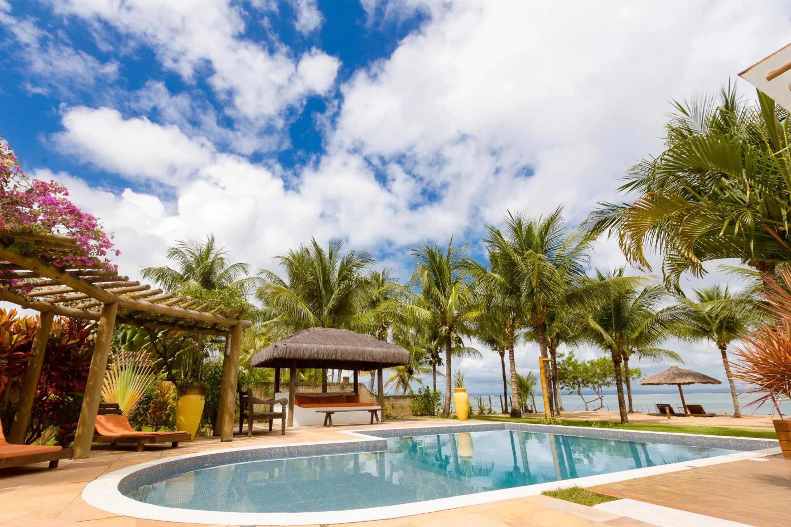 Swimming pool in Pousada Denada