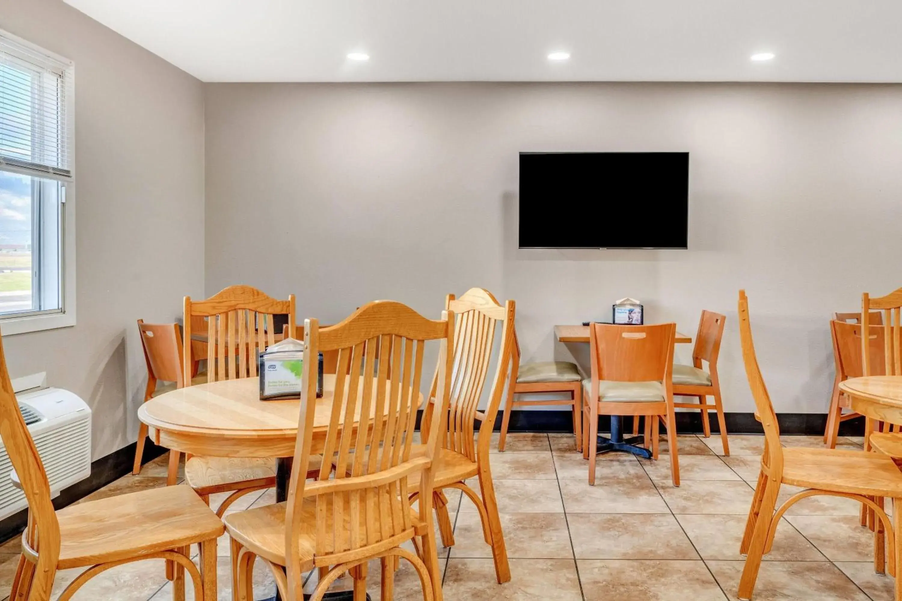 Restaurant/places to eat in Days Inn by Wyndham Billings Restaurant/places to eat in Days Inn by Wyndham Billings