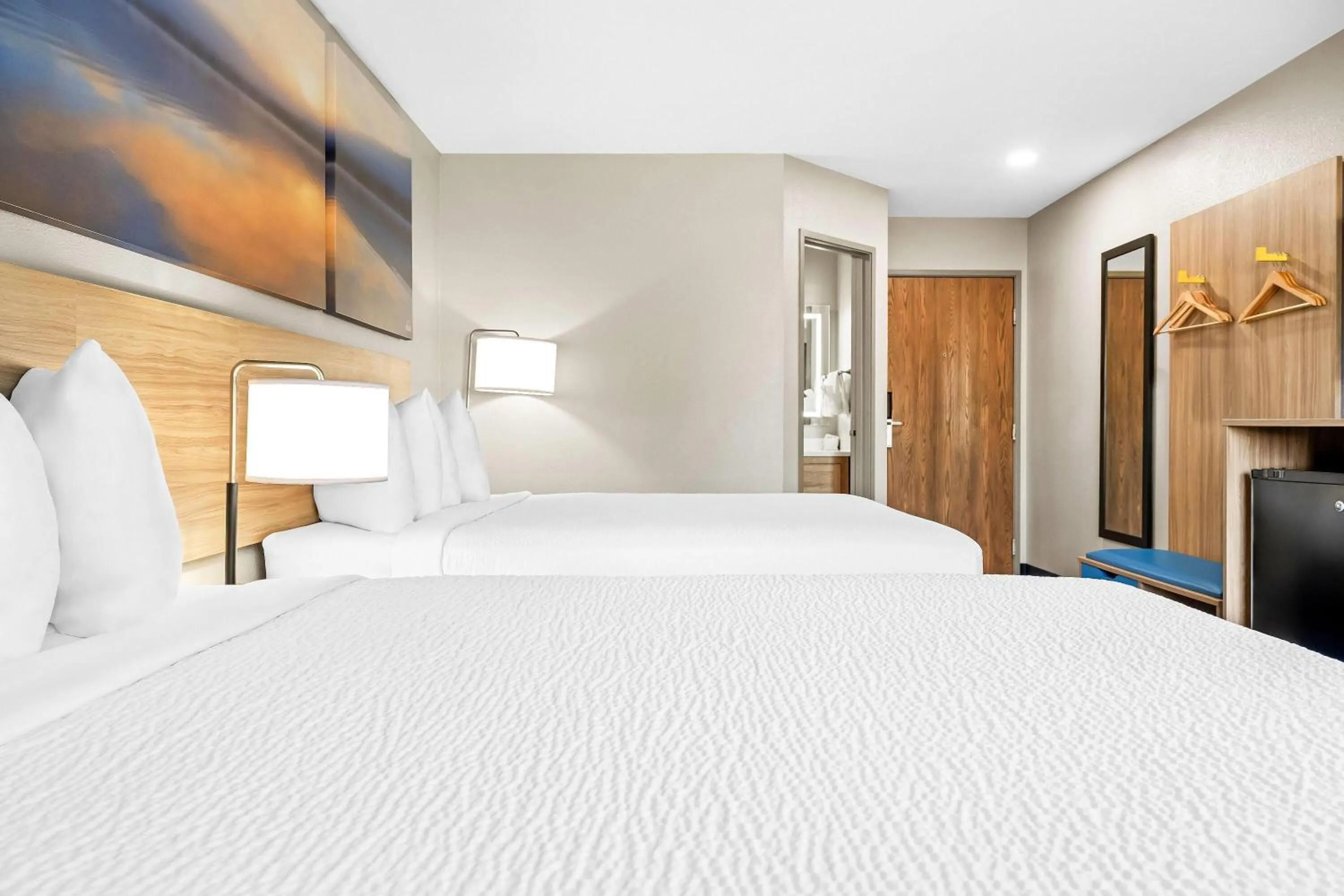 Bed in Days Inn by Wyndham Billings