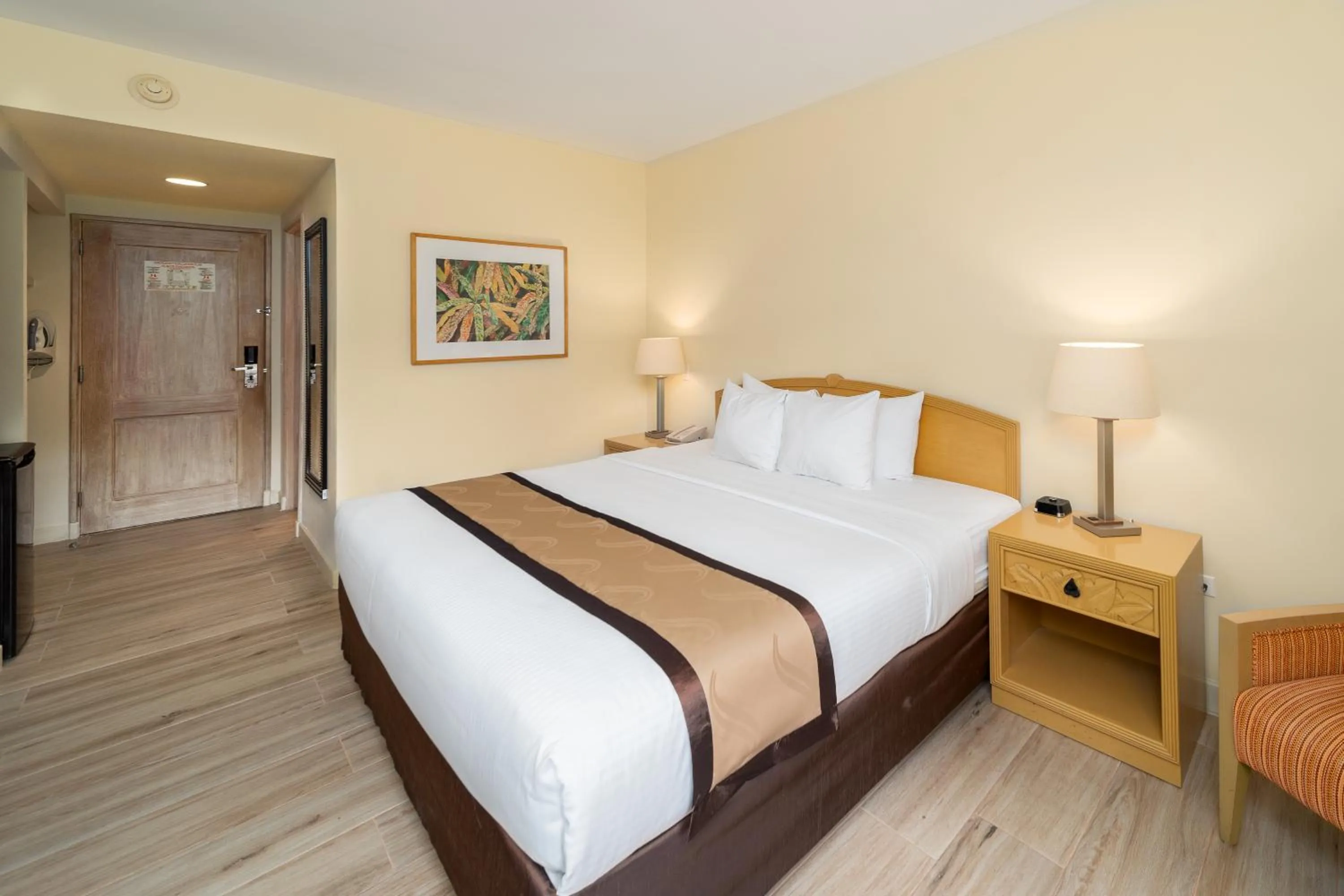 Bed in Quality Hotel Real Aeropuerto San Salvador