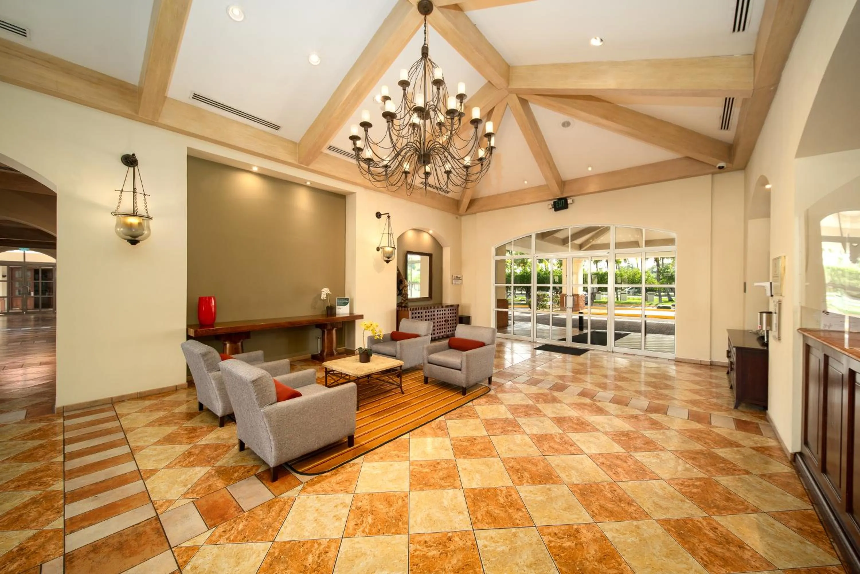 Lobby or reception in Quality Hotel Real Aeropuerto San Salvador