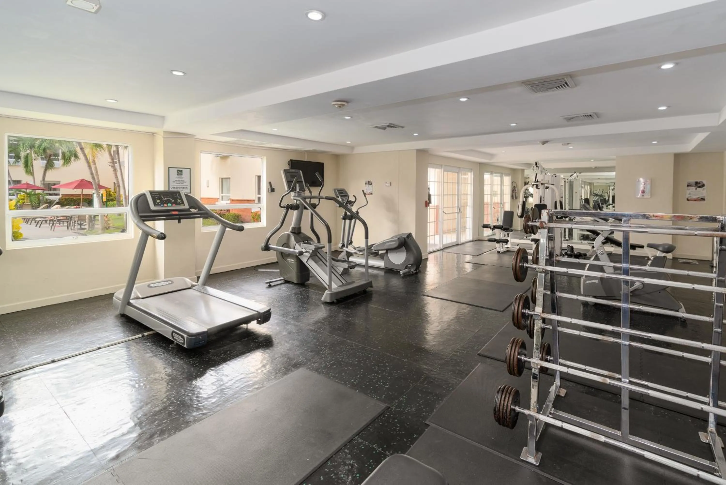 Fitness centre/facilities in Quality Hotel Real Aeropuerto San Salvador