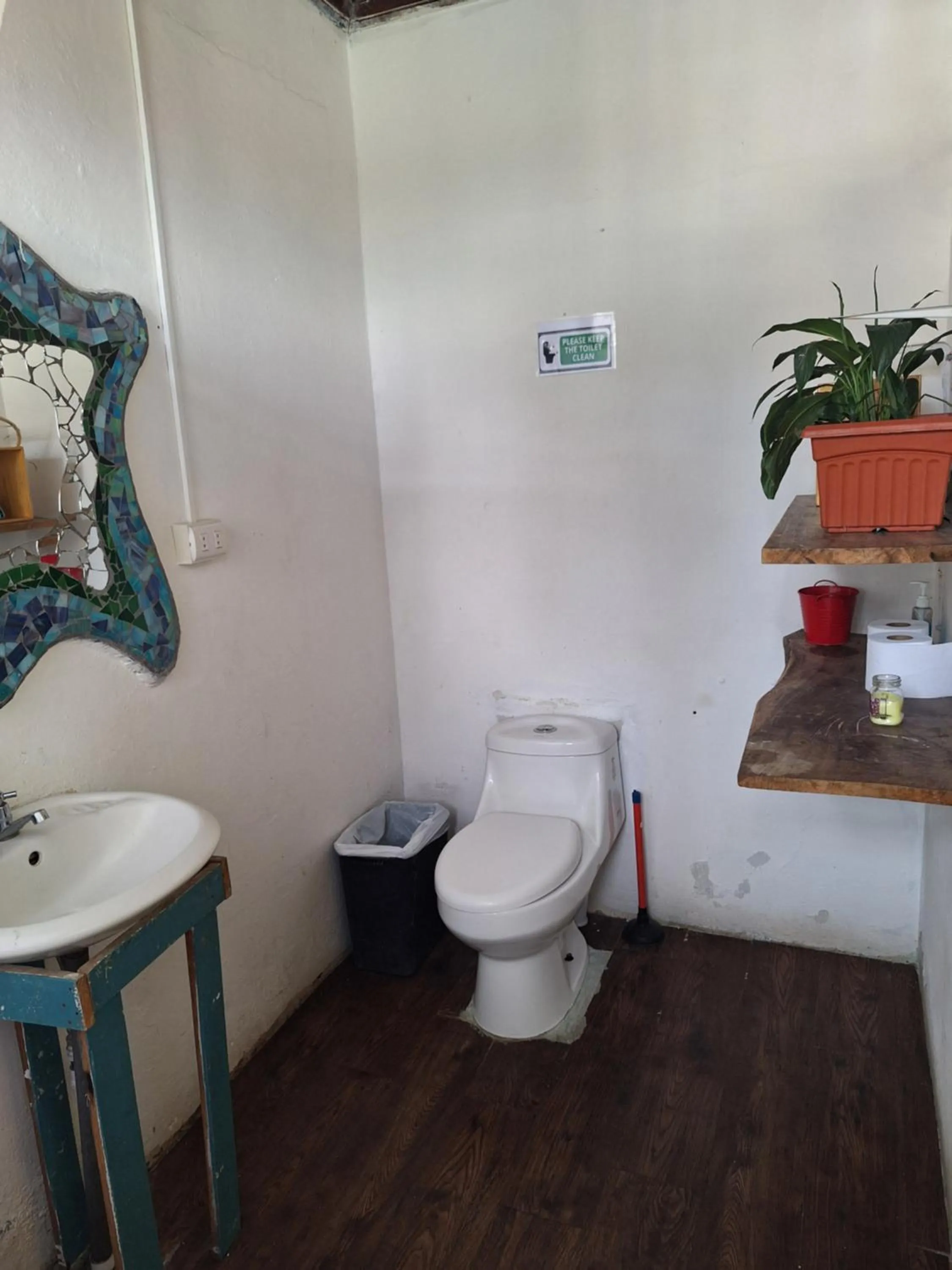 Shower in Hotel Cortez Azul