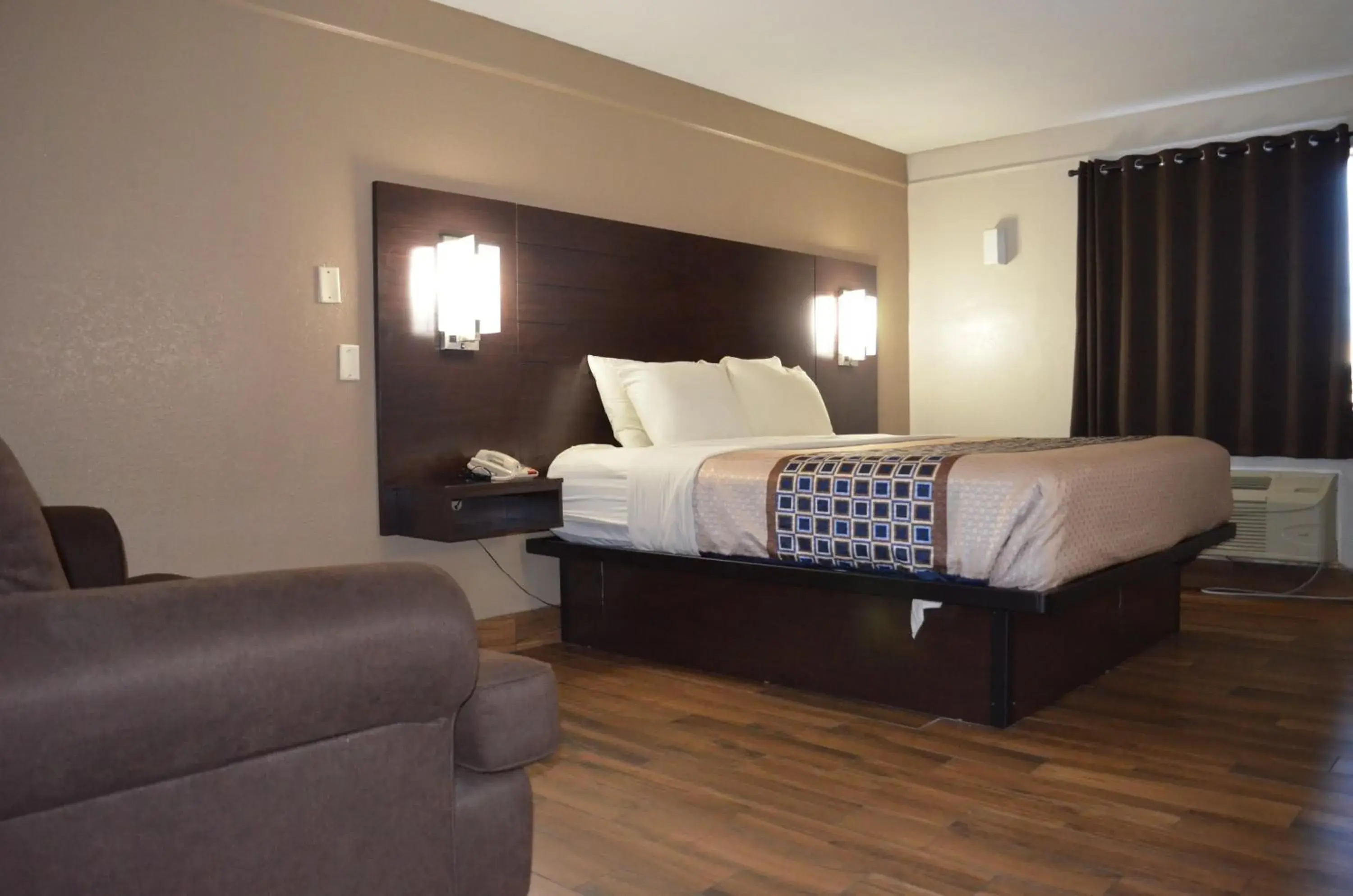 Bed in Hill Country Inn Bed in Hill Country Inn