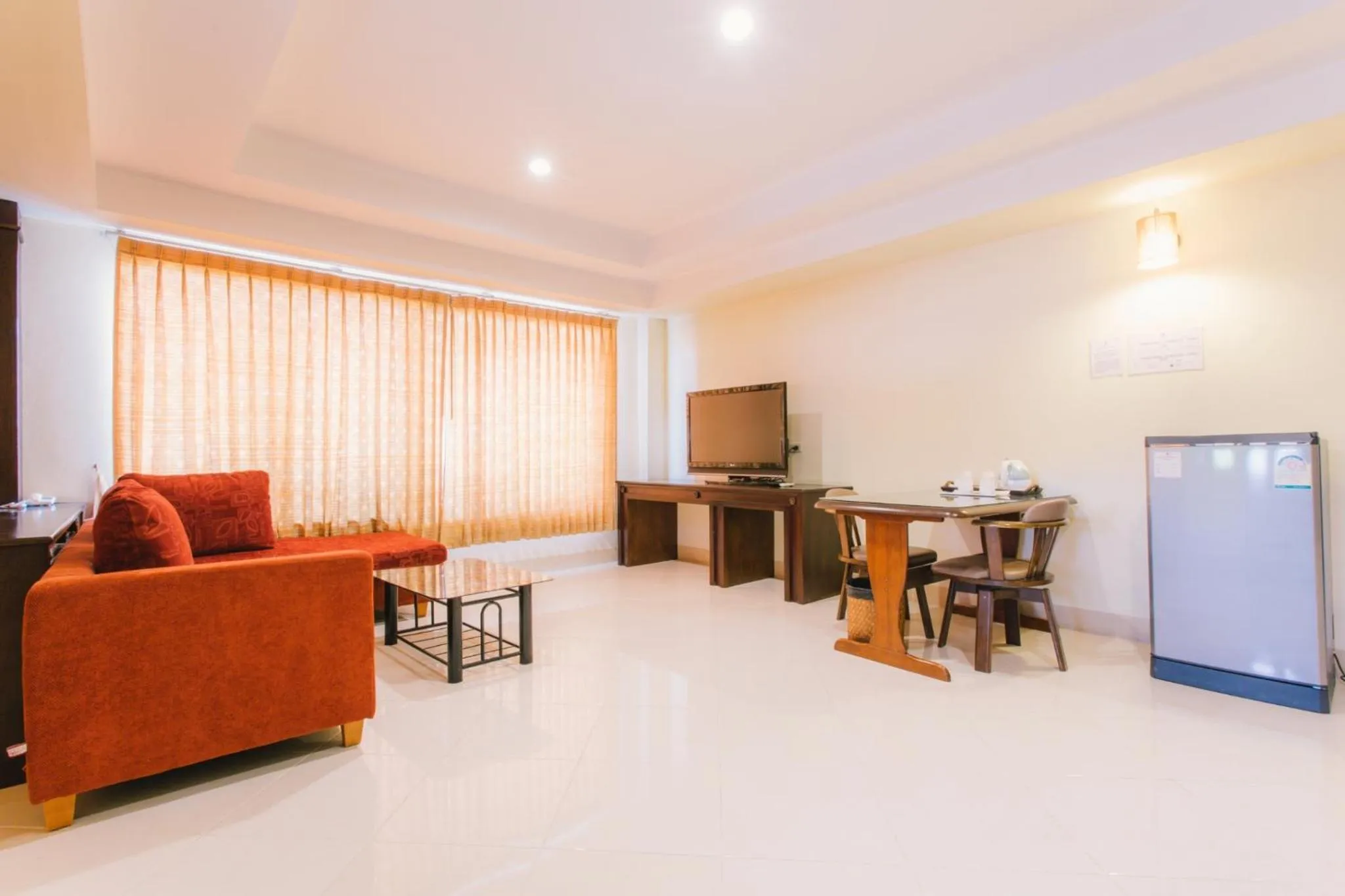 Royal Princess City Lamphun Hotel