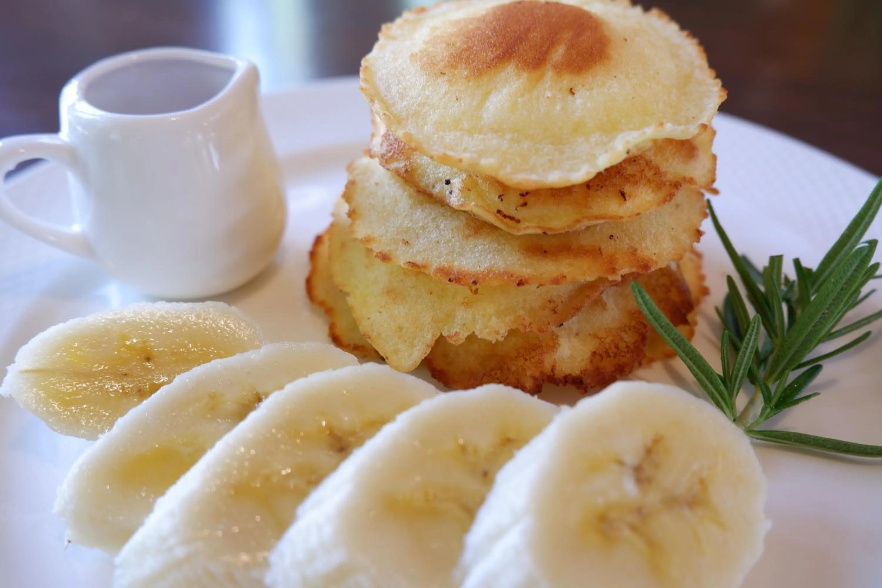 Food and drinks in Royal Princess City Lamphun Hotel