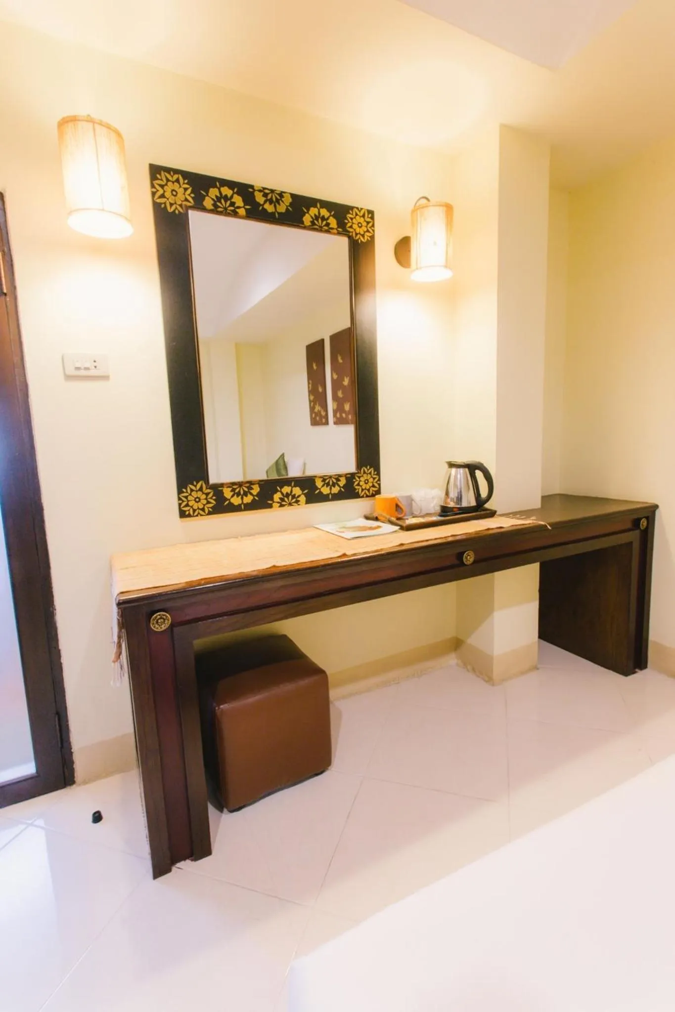 Royal Princess City Lamphun Hotel