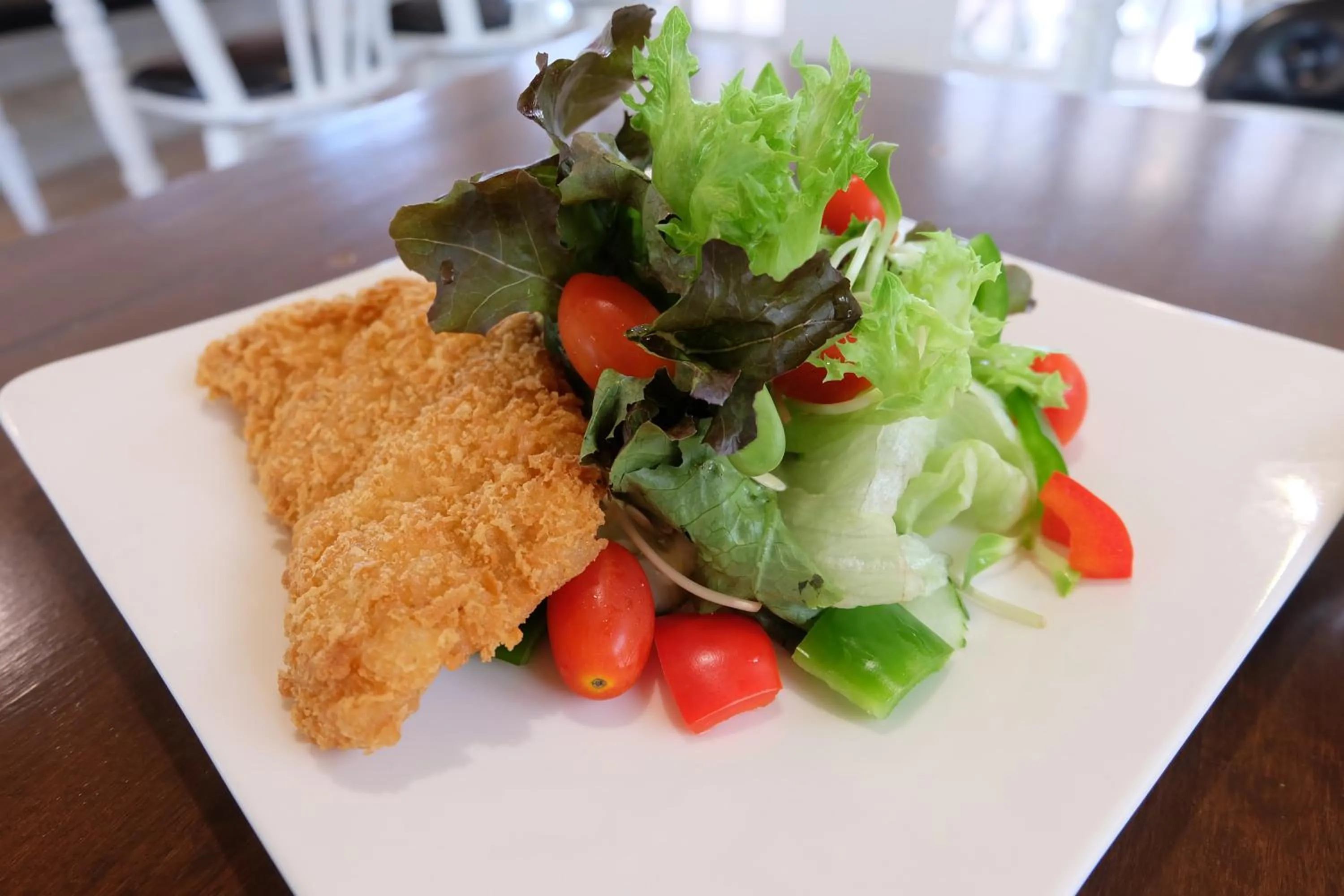 Food and drinks in Royal Princess City Lamphun Hotel