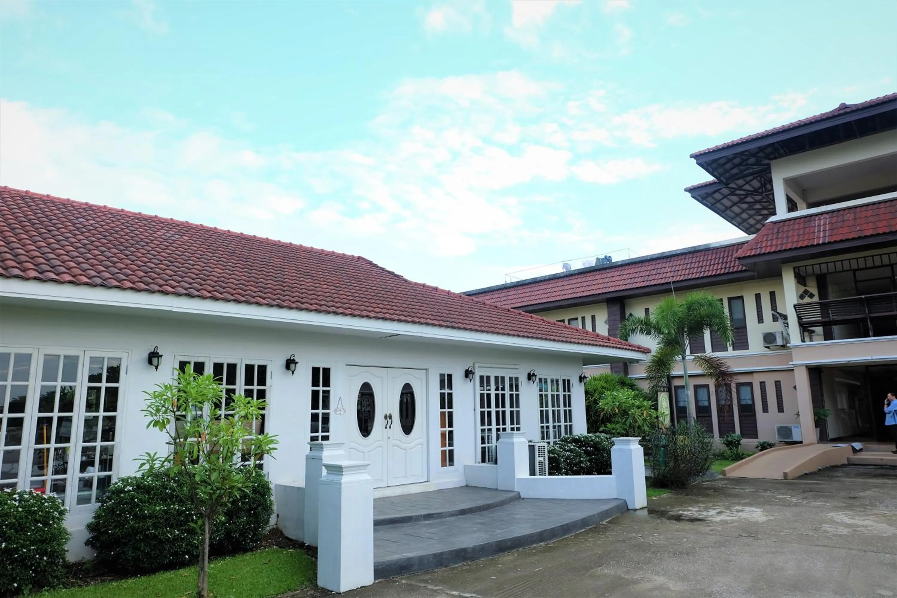 Royal Princess City Lamphun Hotel