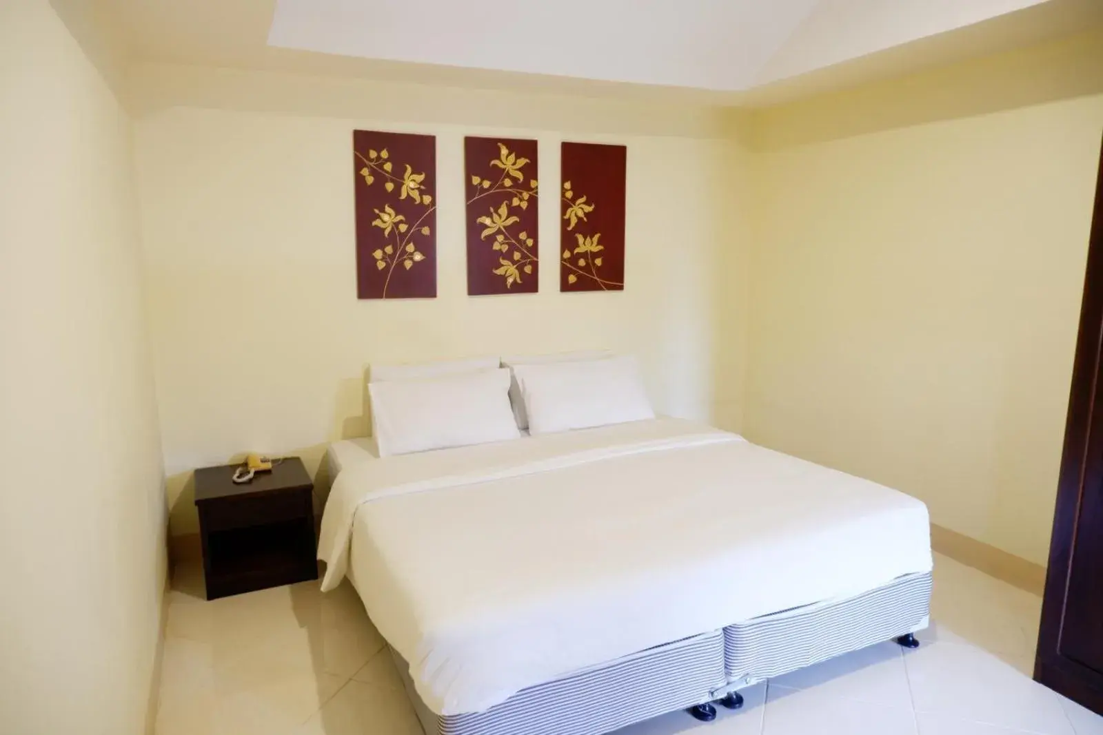 Bed in Royal Princess City Lamphun Hotel Bed in Royal Princess City Lamphun Hotel